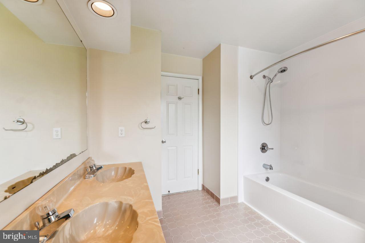 DEER HARBOUR - Residential