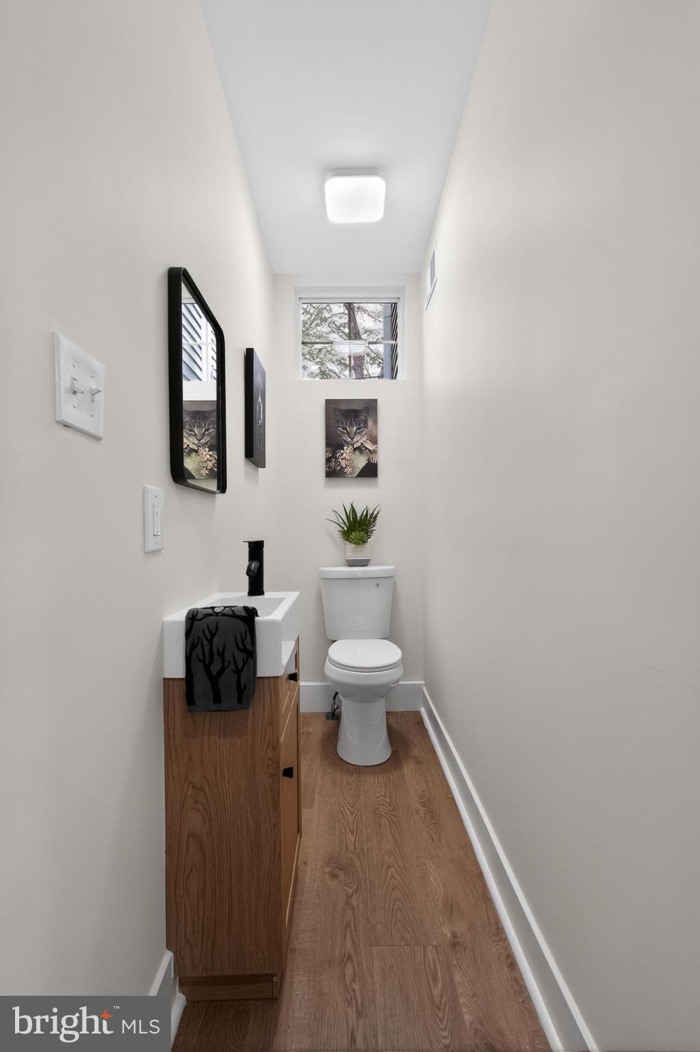 SQUIRREL HILL - Residential