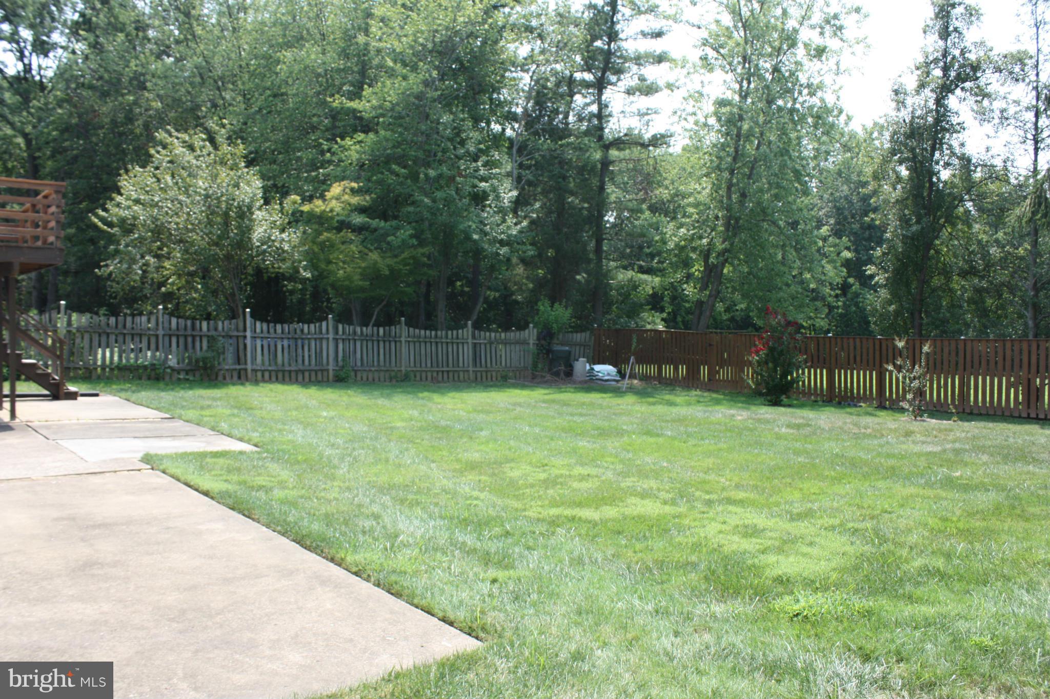 MC LEAN HAMLET - Residential Lease