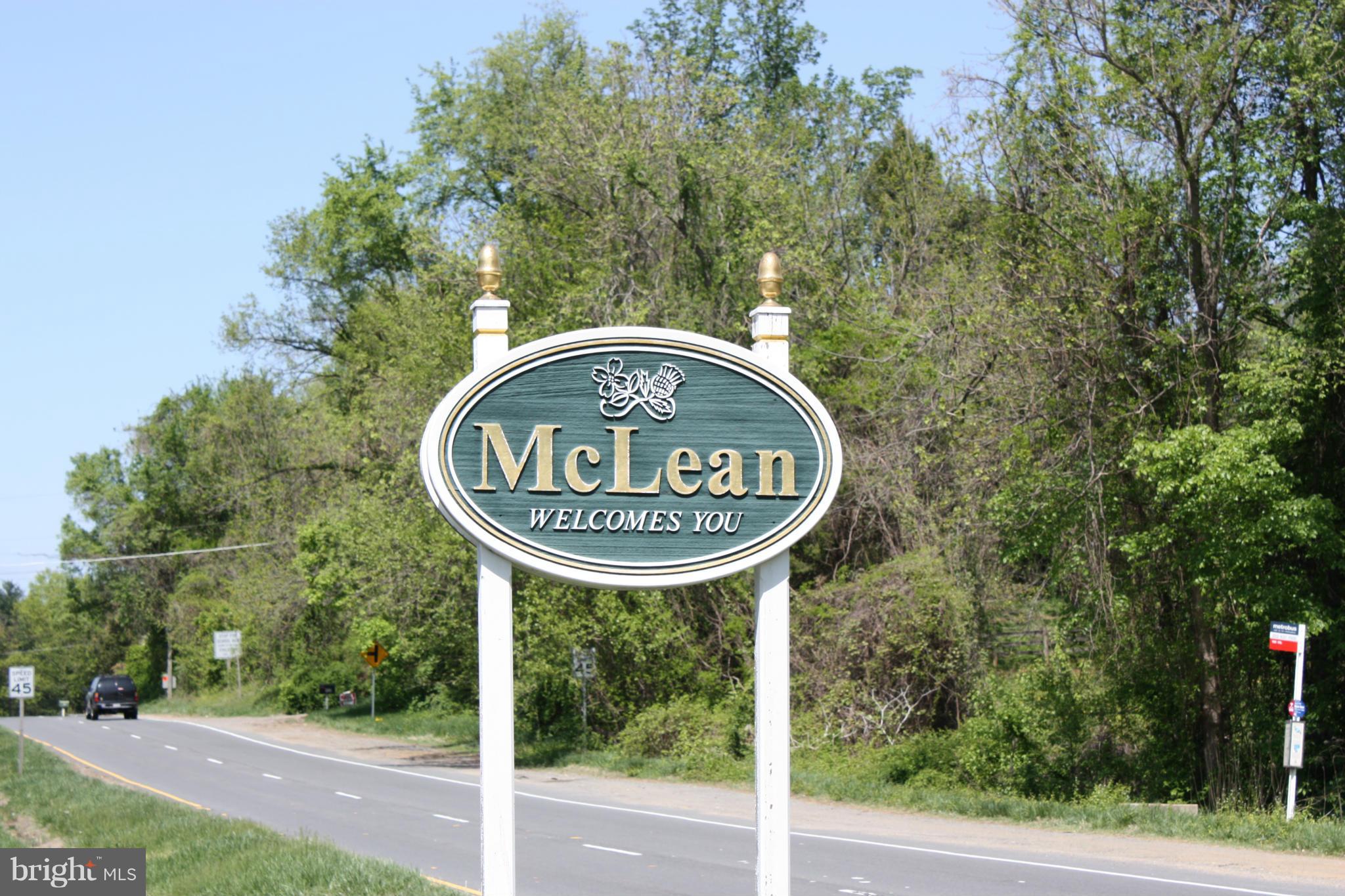 MC LEAN HAMLET - Residential Lease