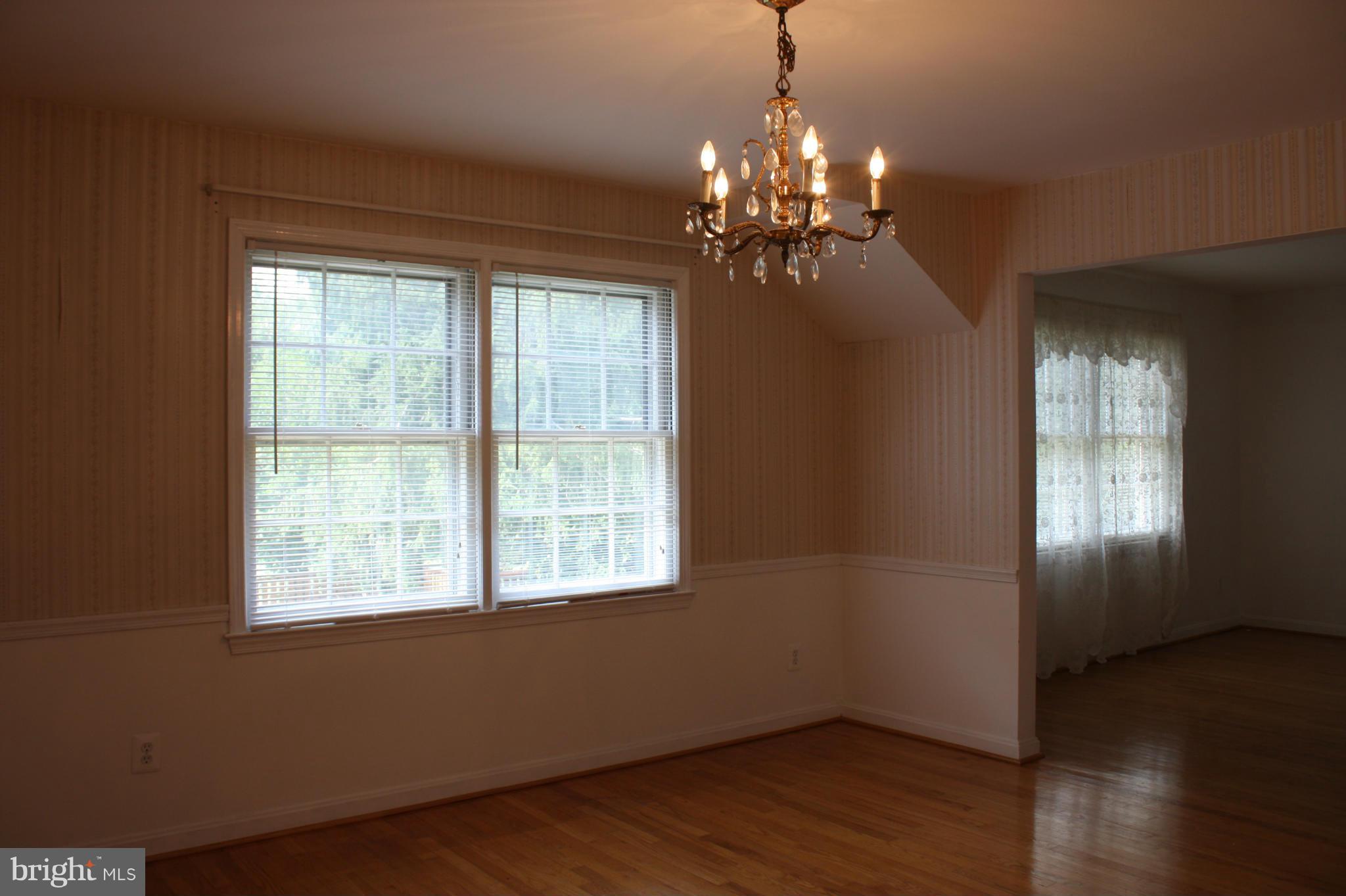 MC LEAN HAMLET - Residential Lease