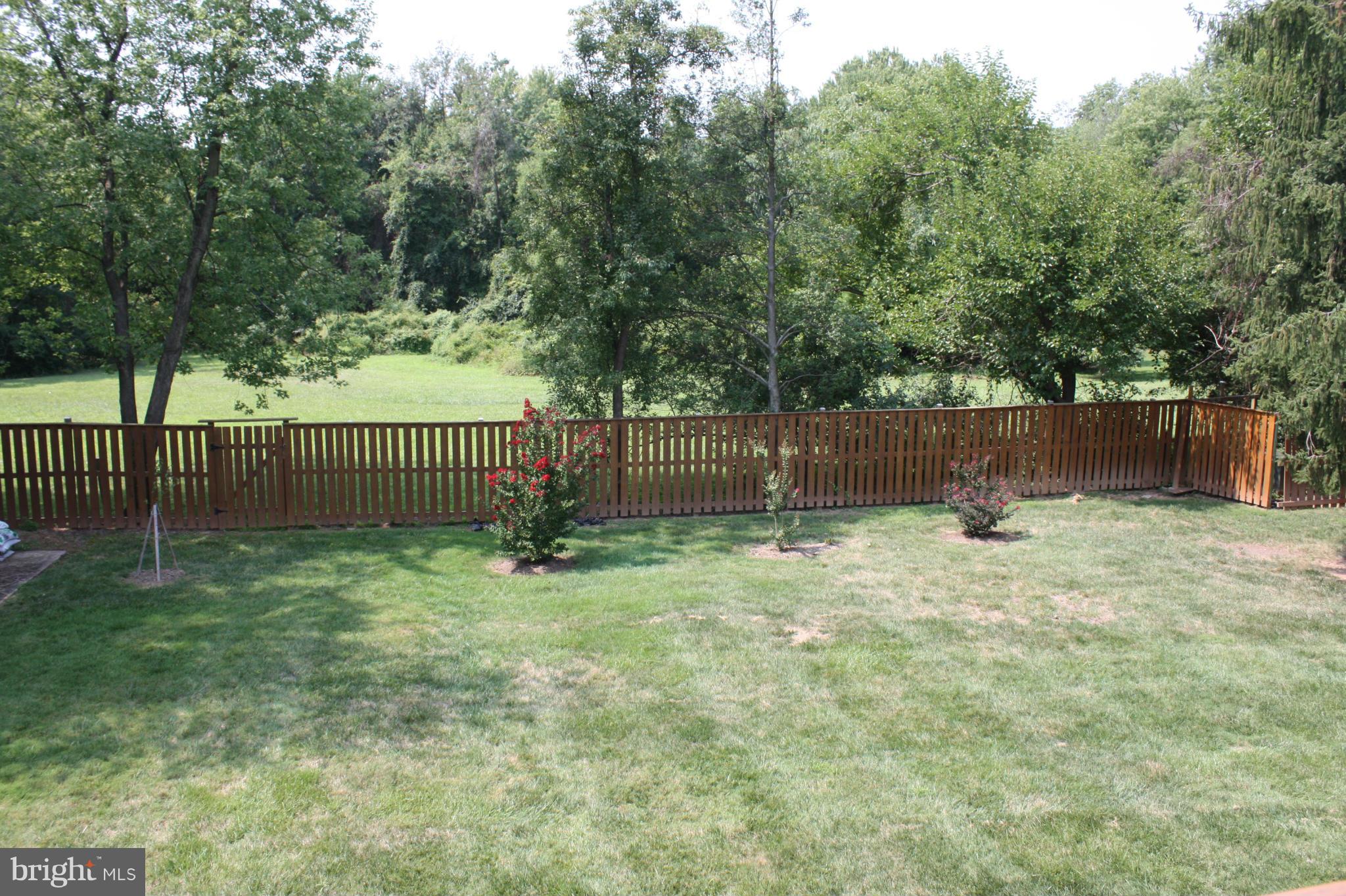 MC LEAN HAMLET - Residential Lease