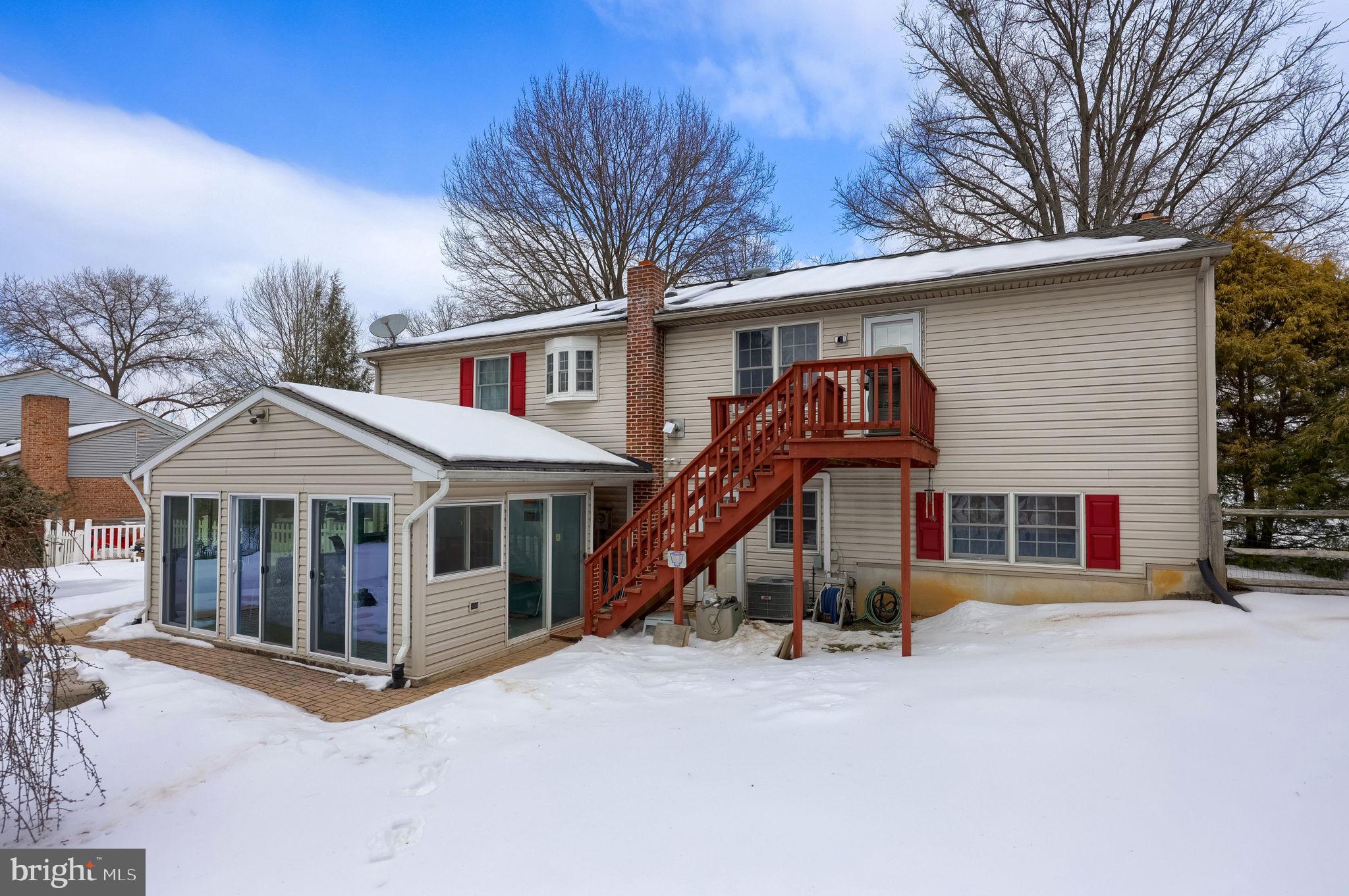 CRESTWOOD EAST - Residential