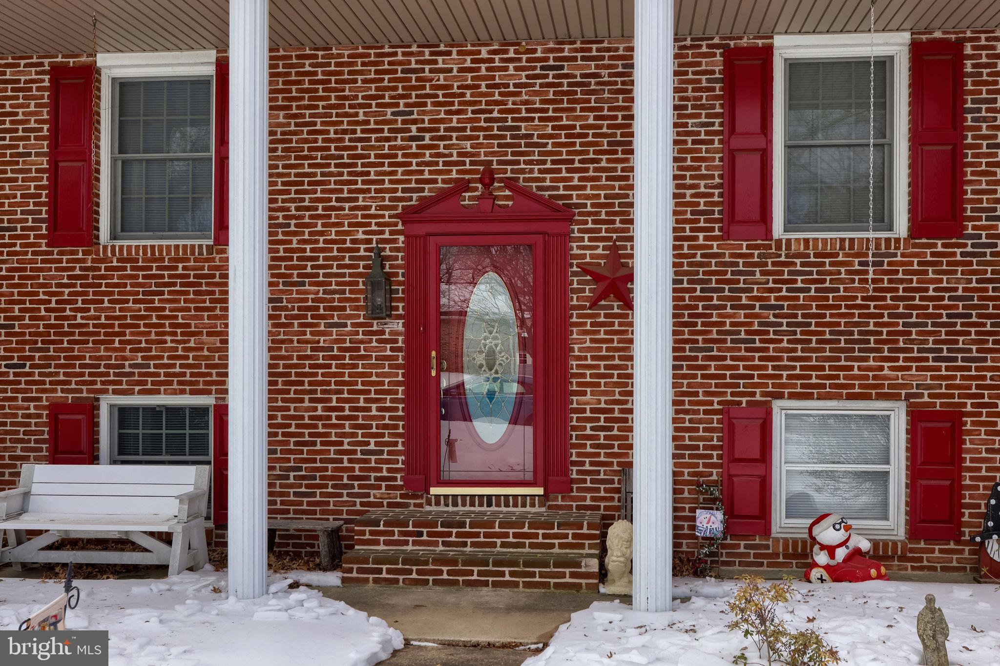 CRESTWOOD EAST - Residential