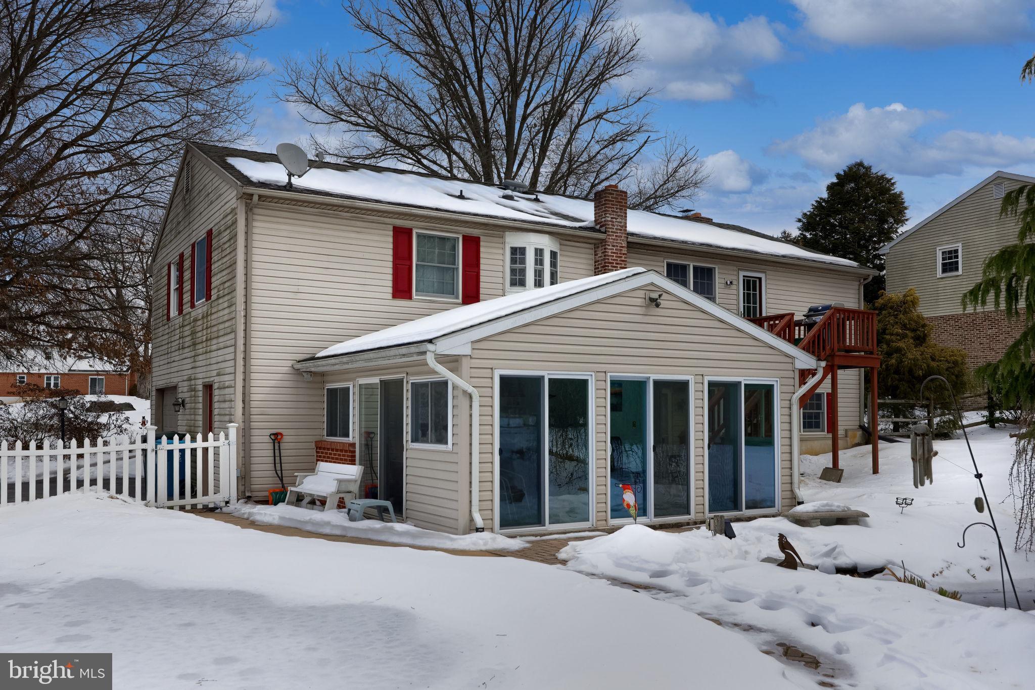 CRESTWOOD EAST - Residential