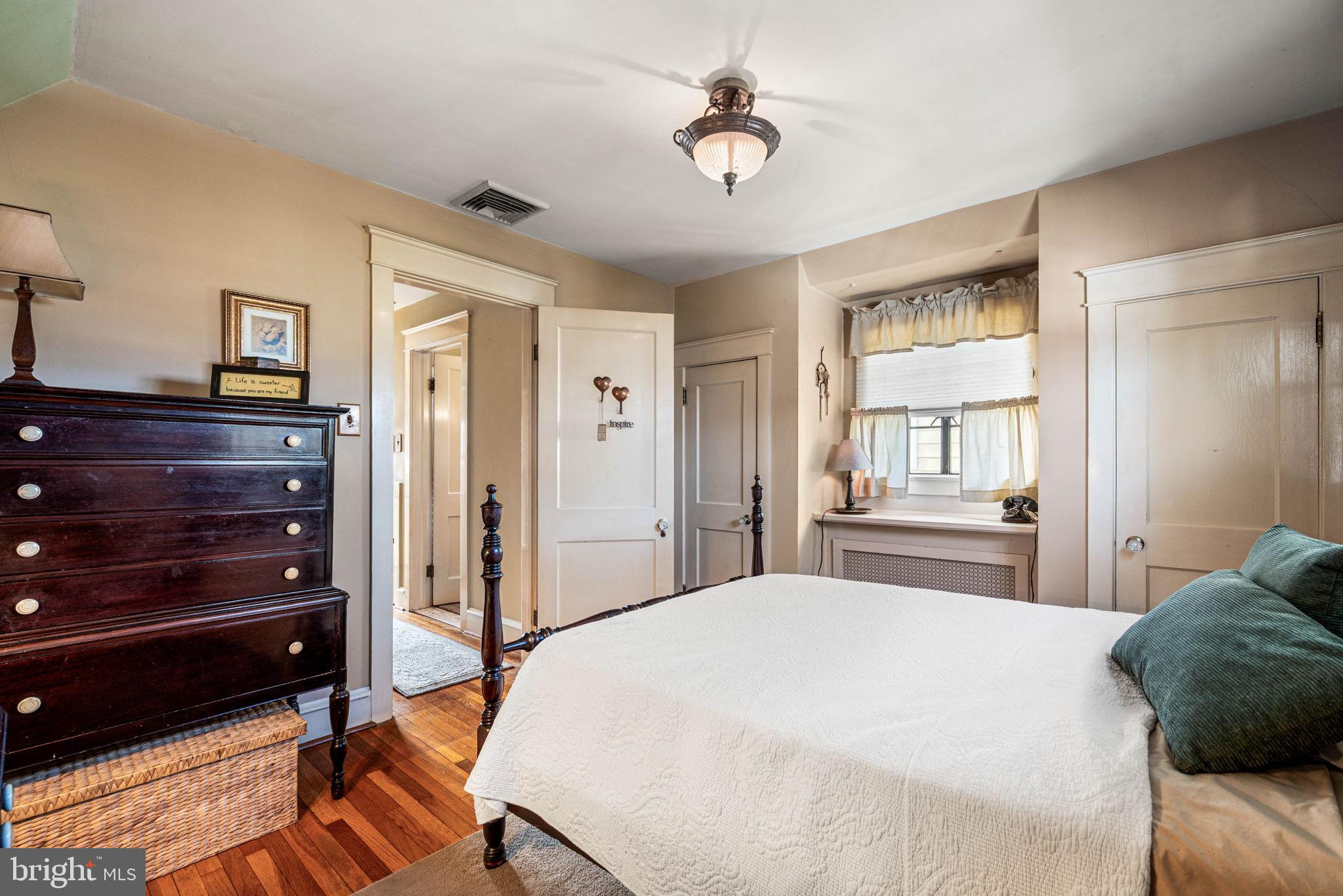 RIDLEY PARK - Residential