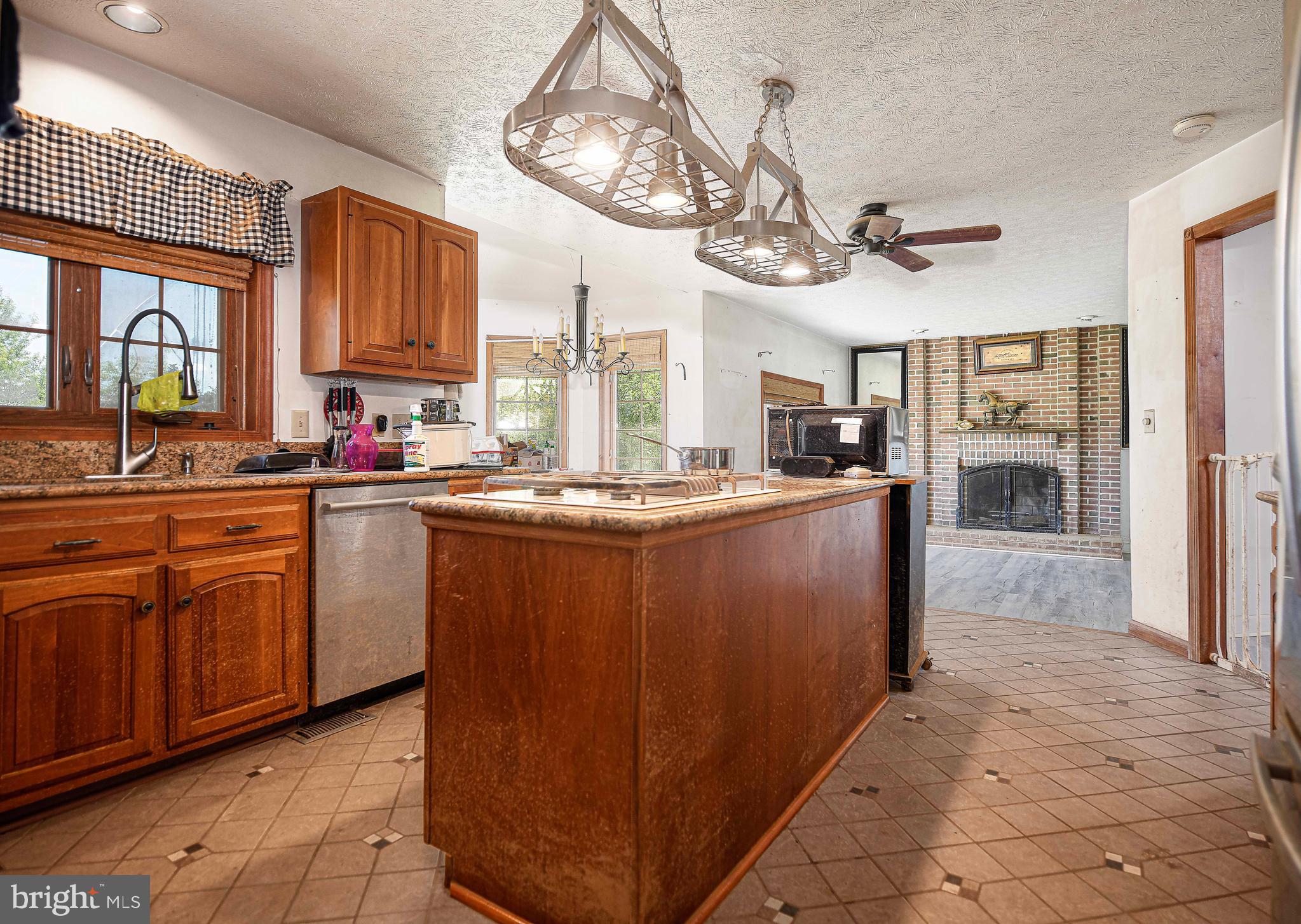 RISING SUN - Residential