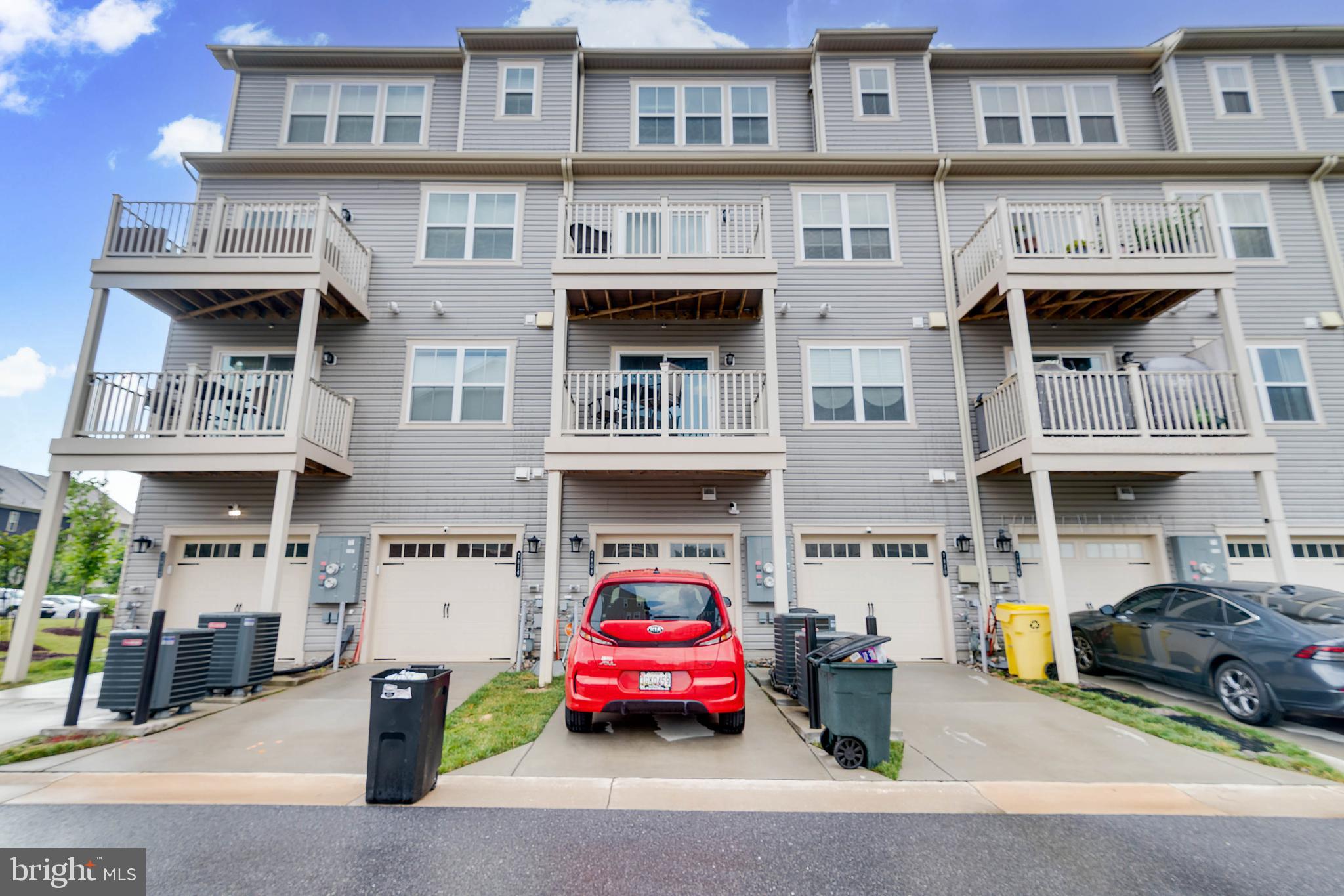 PARKSIDE - Residential