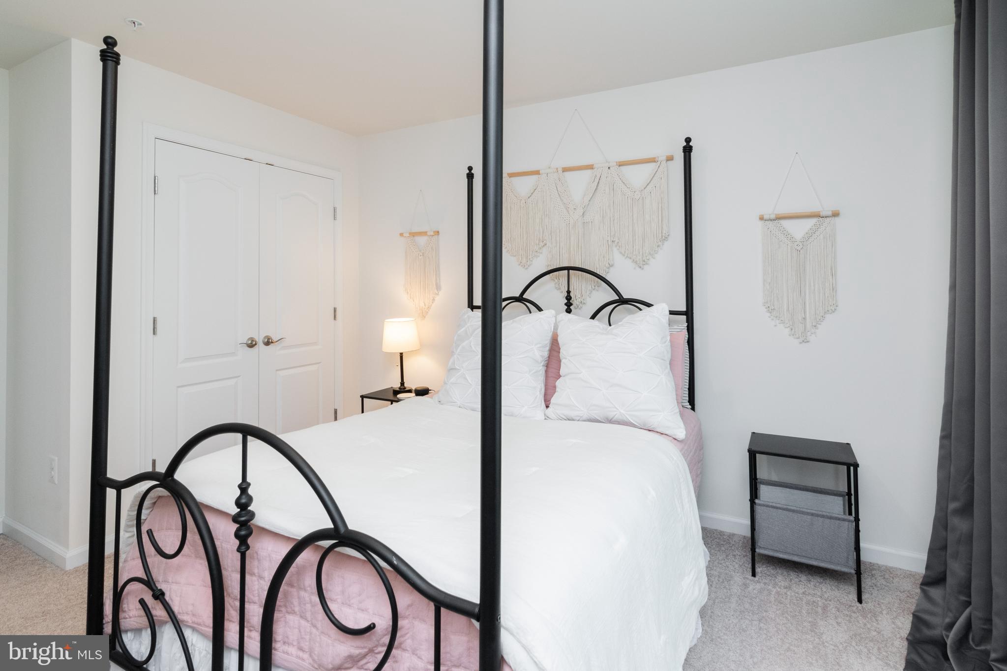 PARKSIDE - Residential