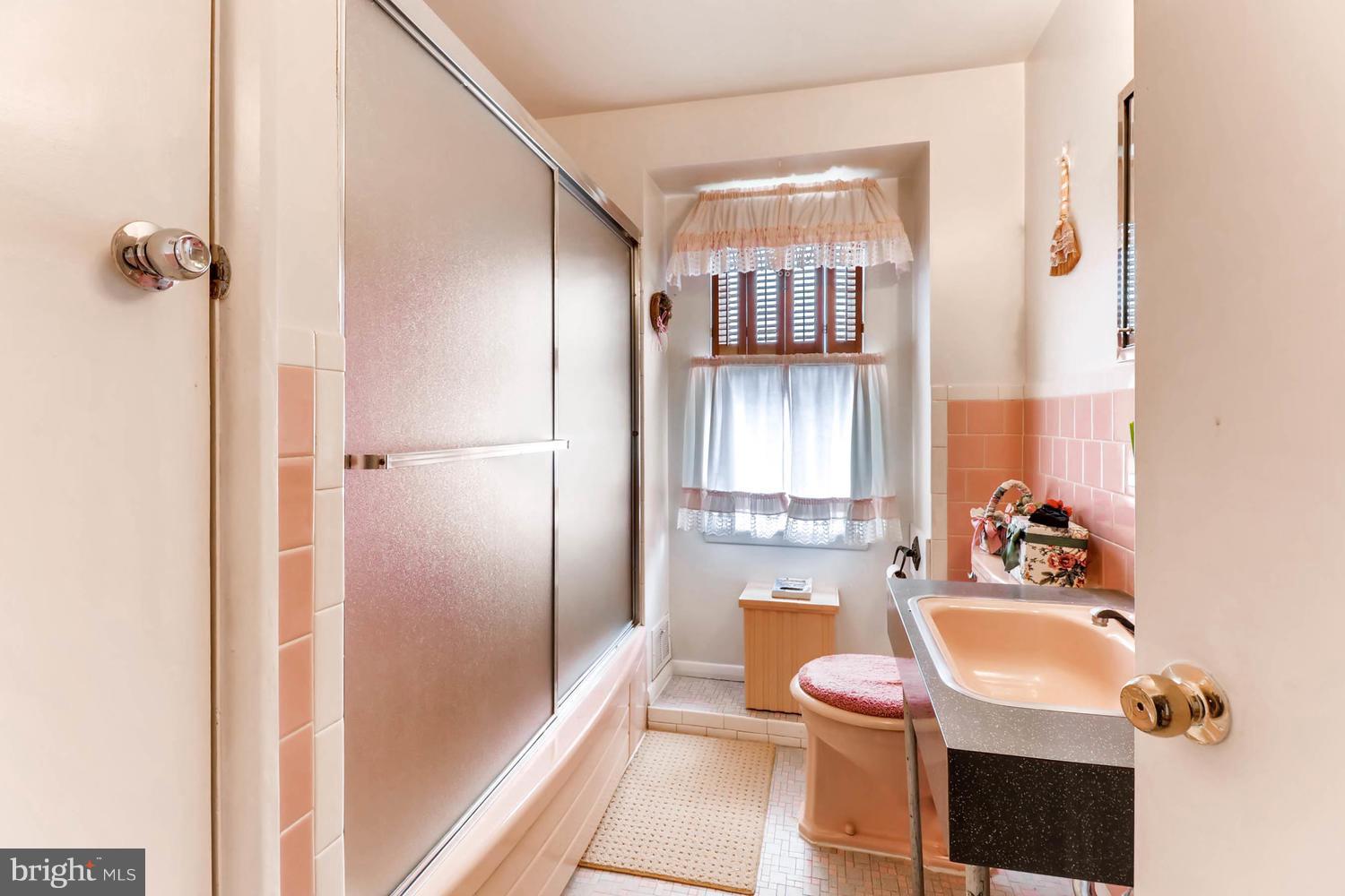 FRANKFORD - Residential