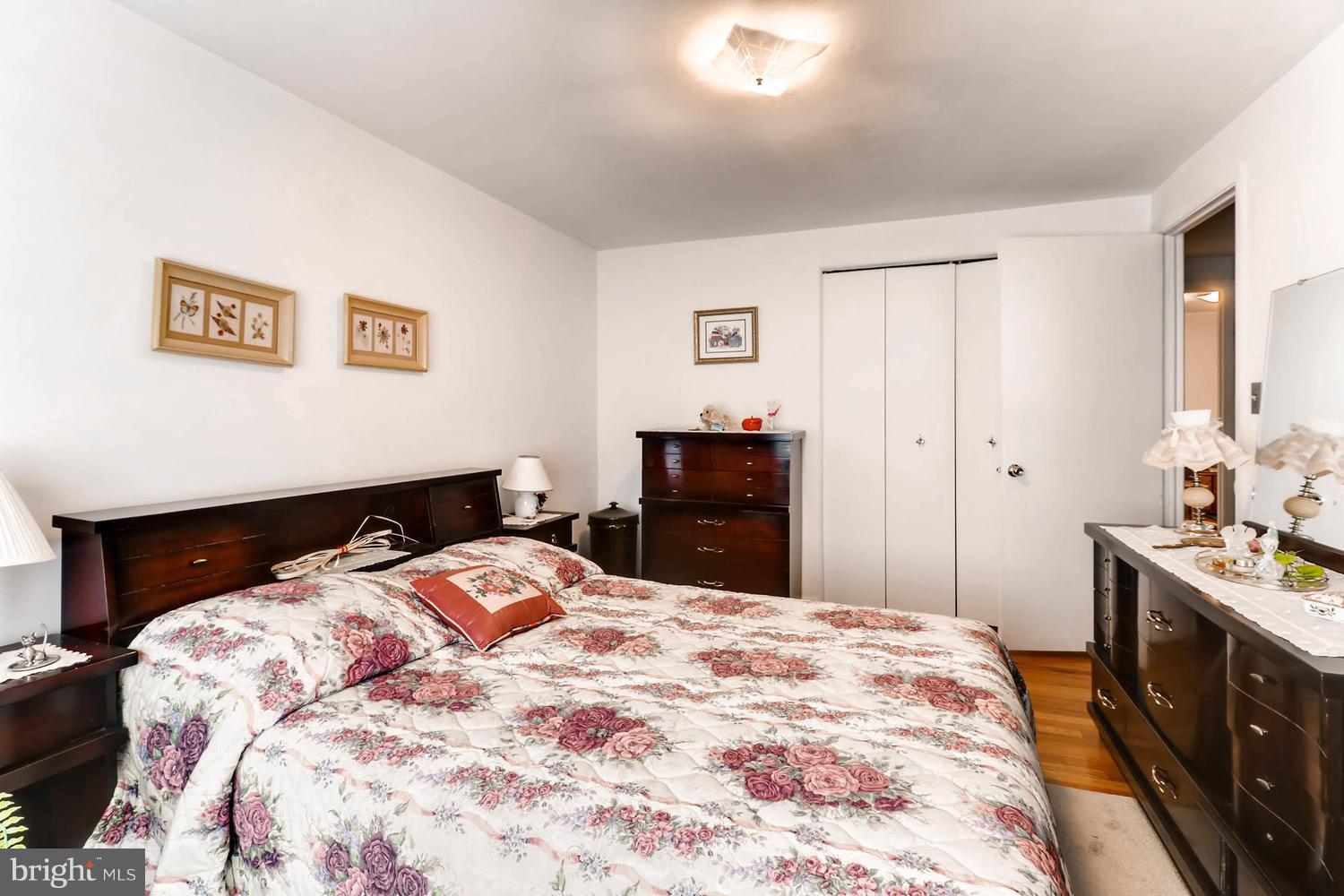 FRANKFORD - Residential