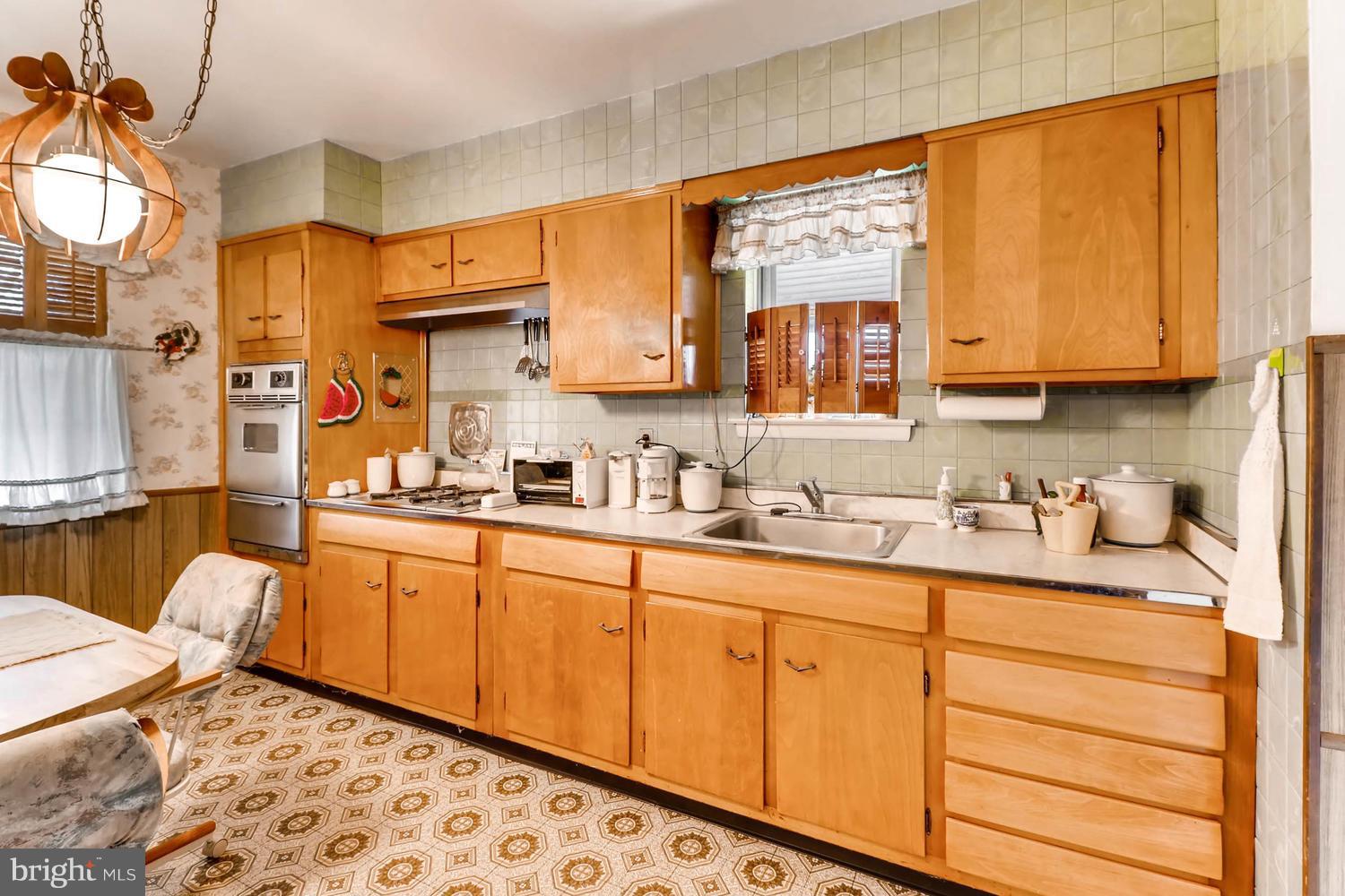 FRANKFORD - Residential