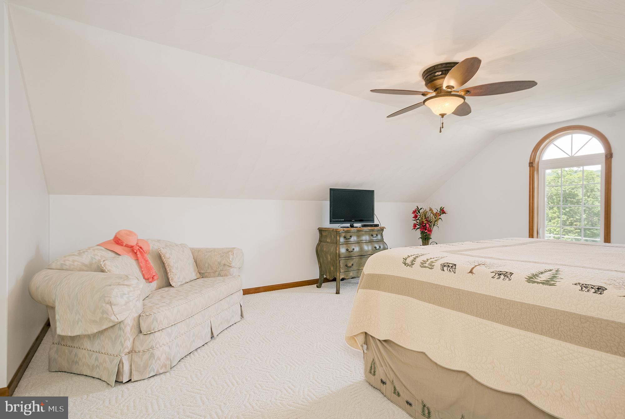SLOAN TRACT - Residential