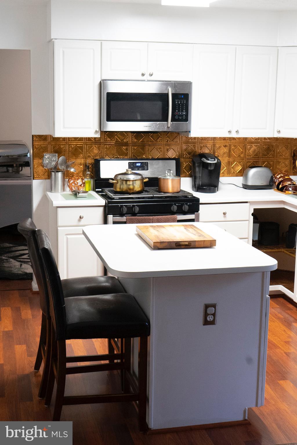 SUNSET RIDGE - Residential