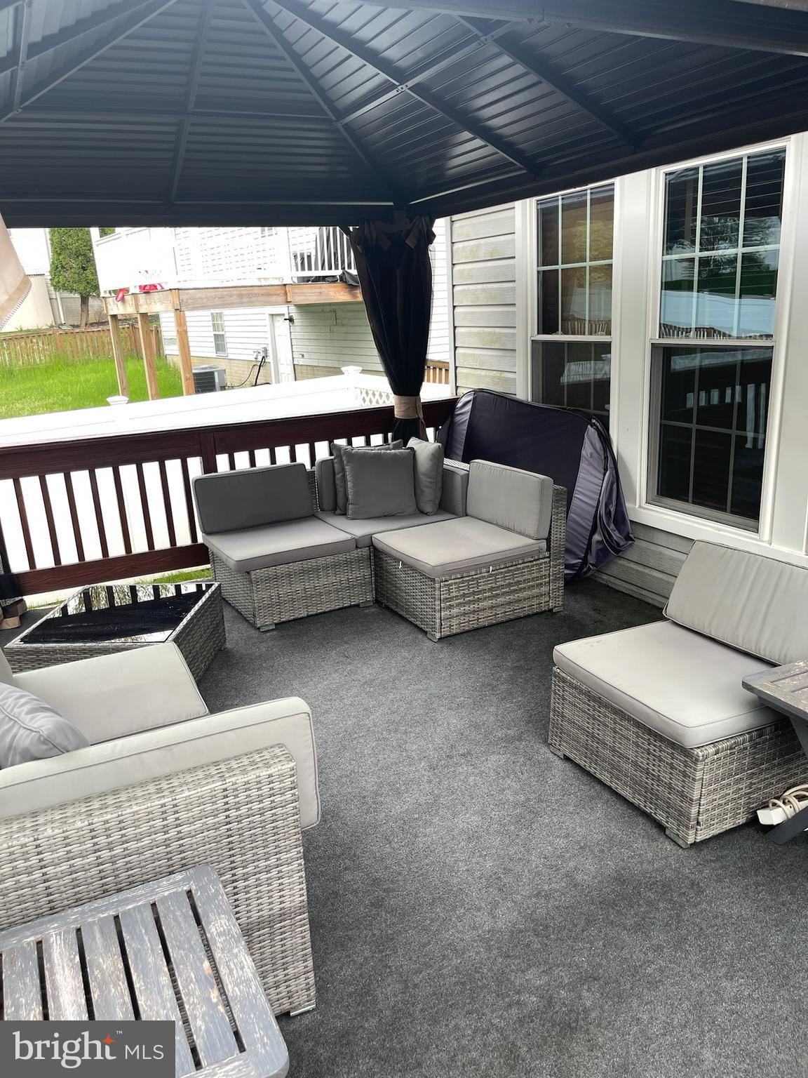 SUNSET RIDGE - Residential