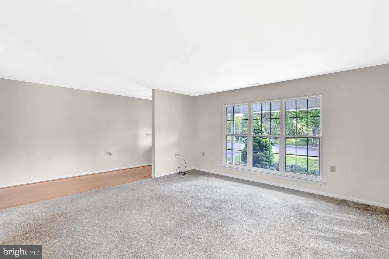 Southampton, New Jersey 08088, United States, 2 Bedrooms Bedrooms, ,2 BathroomsBathrooms,Residential,Pending,129269