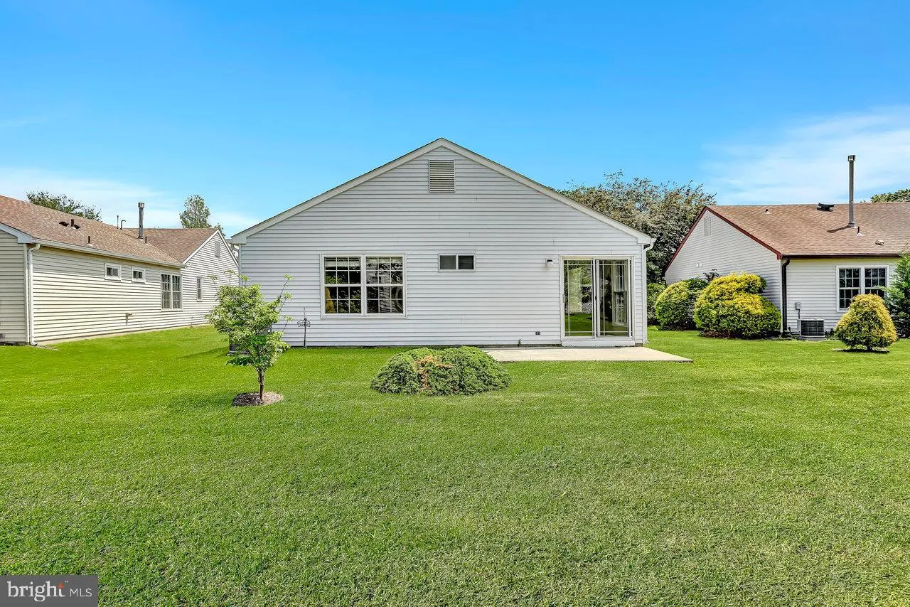 Southampton, New Jersey 08088, United States, 2 Bedrooms Bedrooms, ,2 BathroomsBathrooms,Residential,Pending,129269