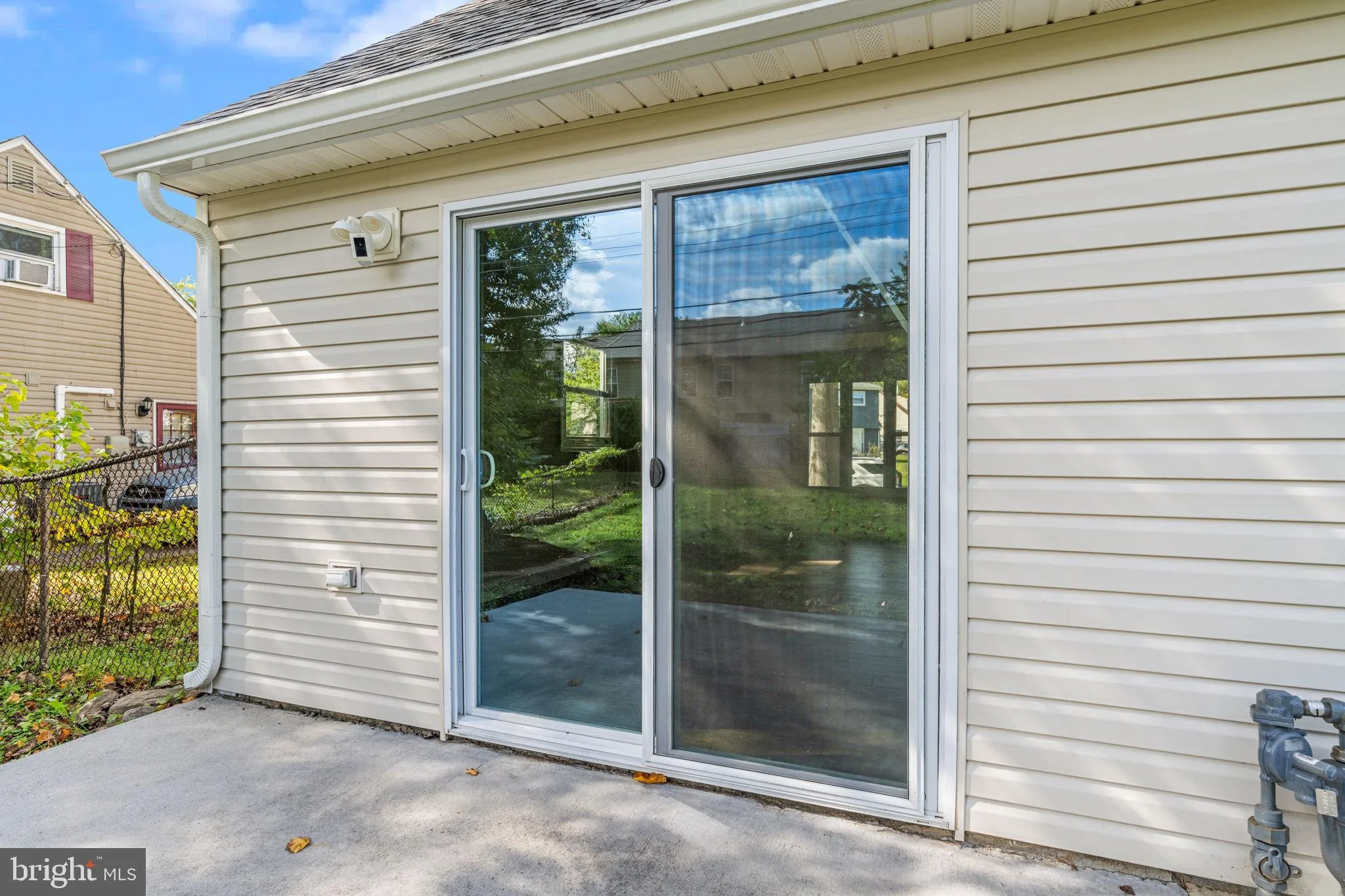 Morrisville, Pennsylvania 19067, United States, 3 Bedrooms Bedrooms, ,2 BathroomsBathrooms,Residential,Active,219007