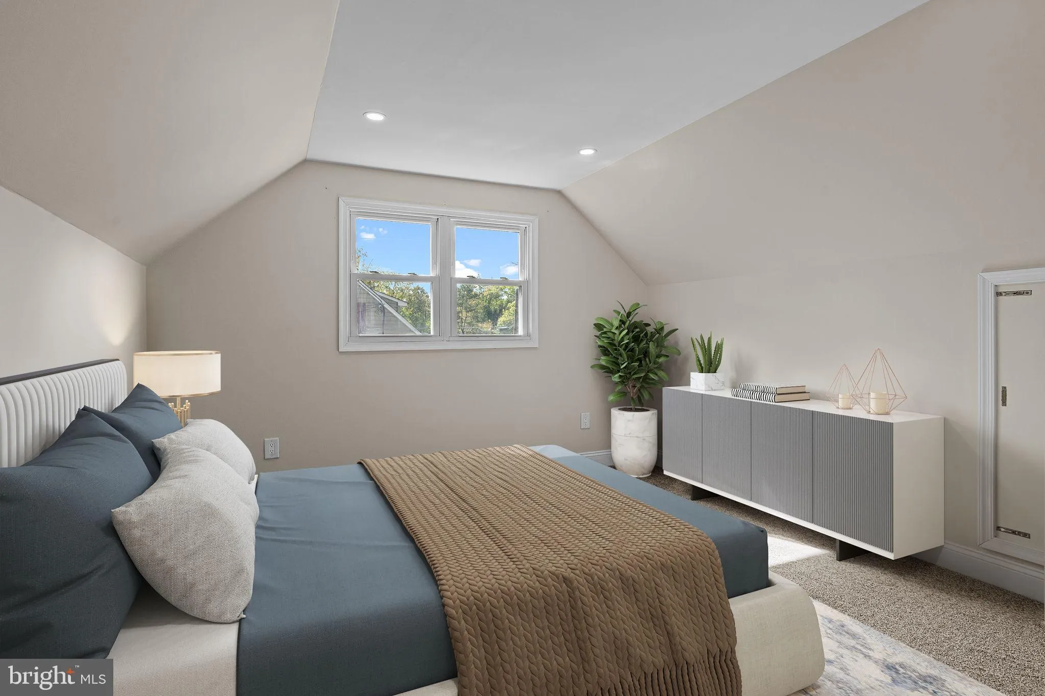 Morrisville, Pennsylvania 19067, United States, 3 Bedrooms Bedrooms, ,2 BathroomsBathrooms,Residential,Active,219007