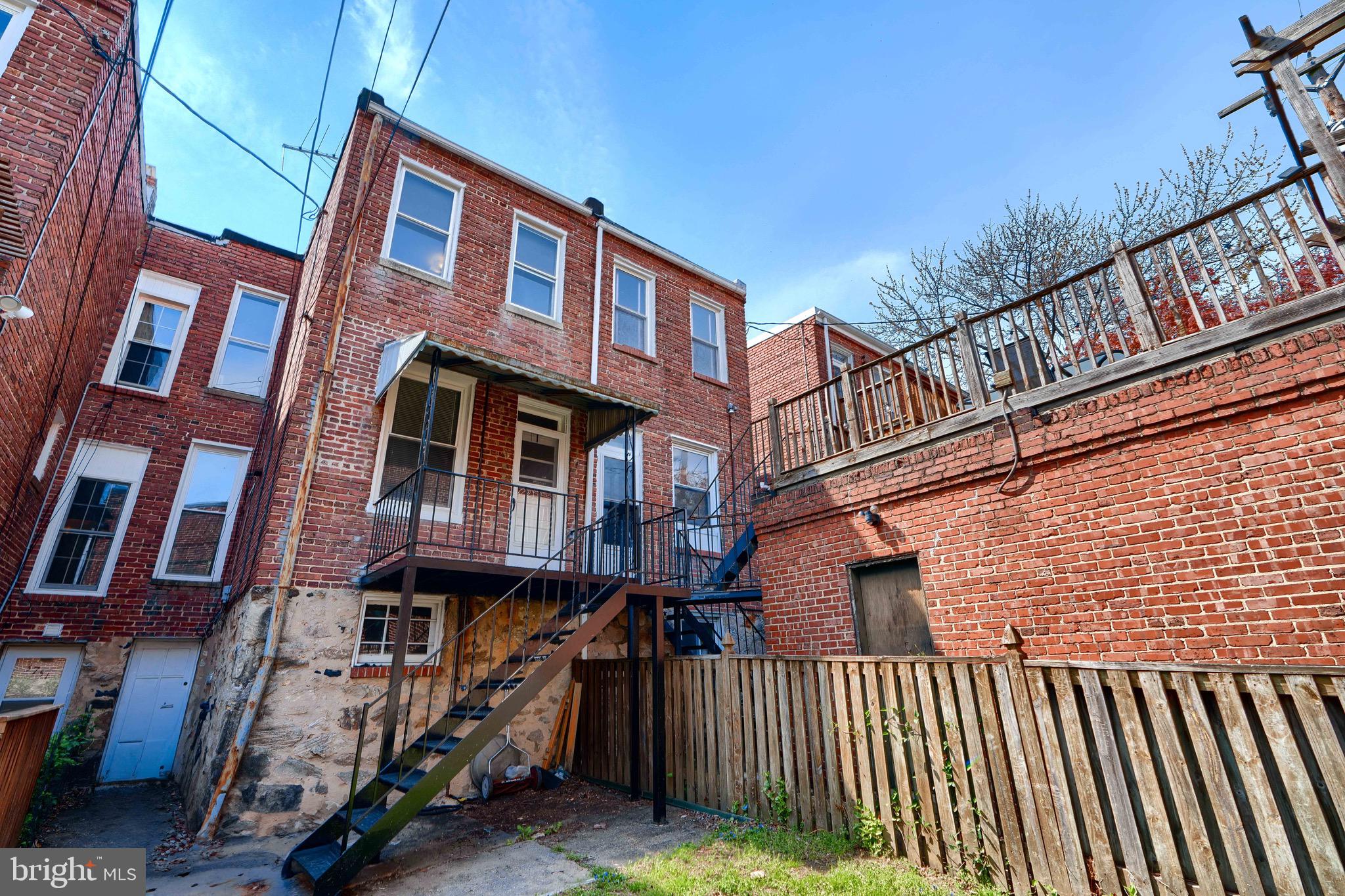 WYMAN PARK HAMPDEN - Residential