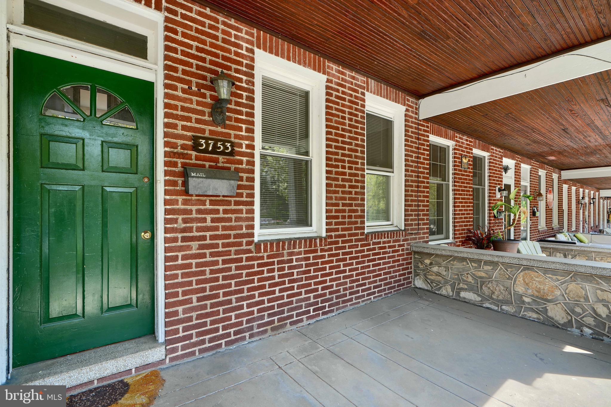 WYMAN PARK HAMPDEN - Residential