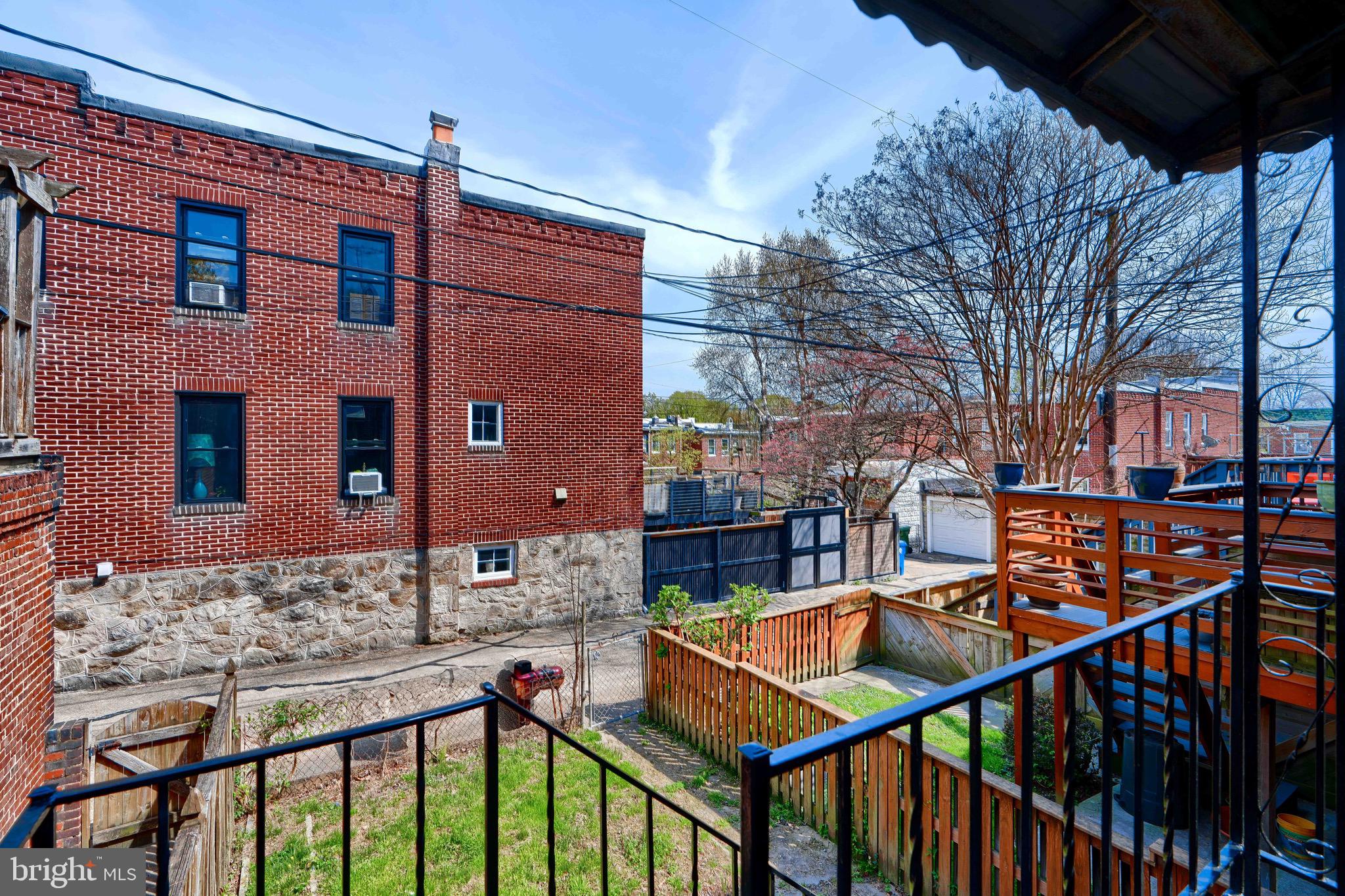 WYMAN PARK HAMPDEN - Residential