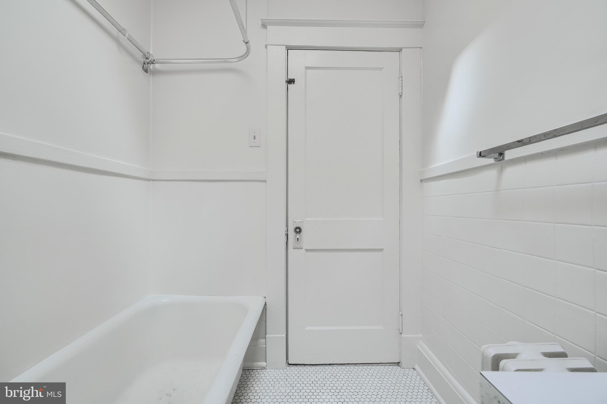 WYMAN PARK HAMPDEN - Residential