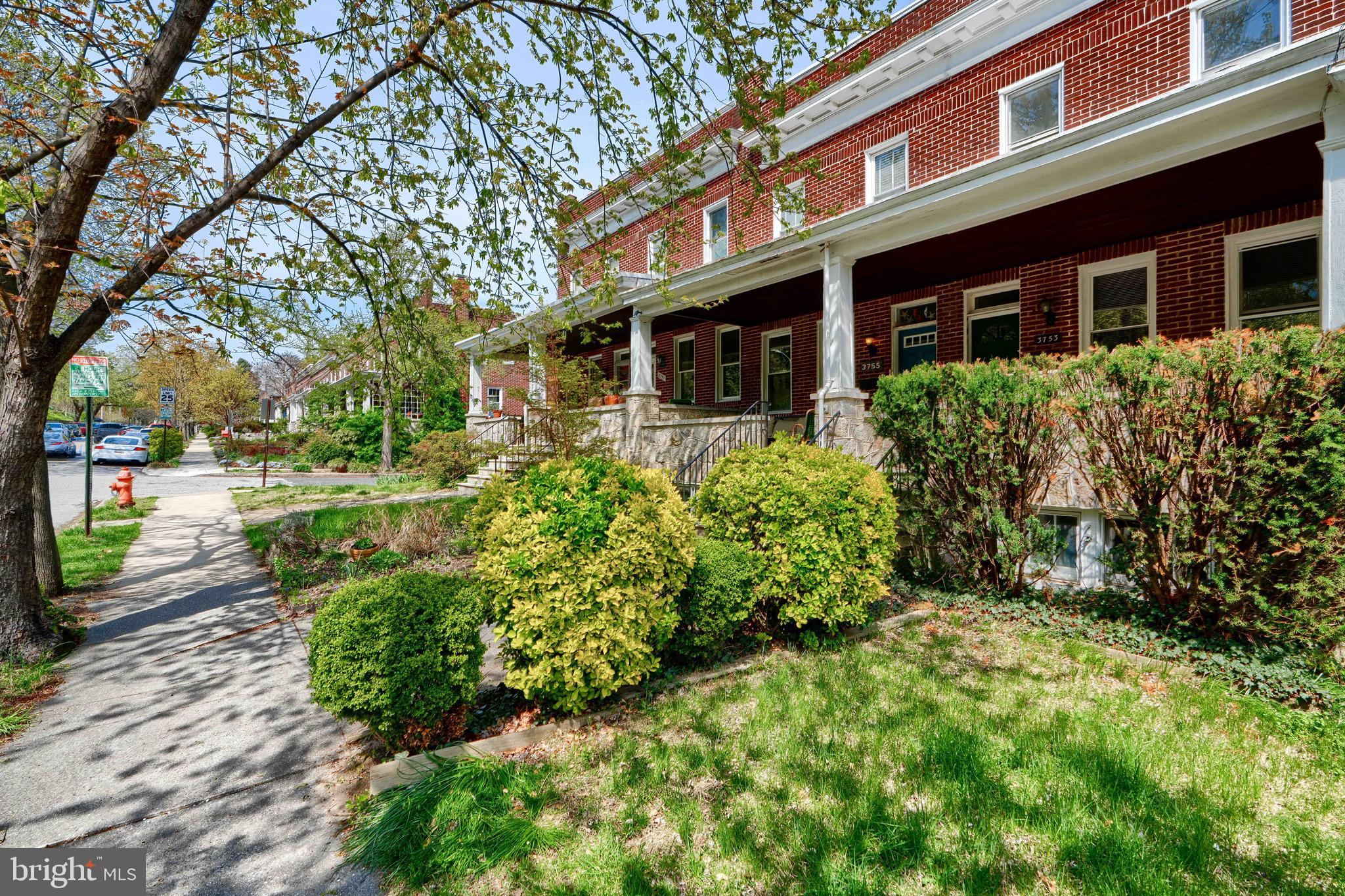 WYMAN PARK HAMPDEN - Residential