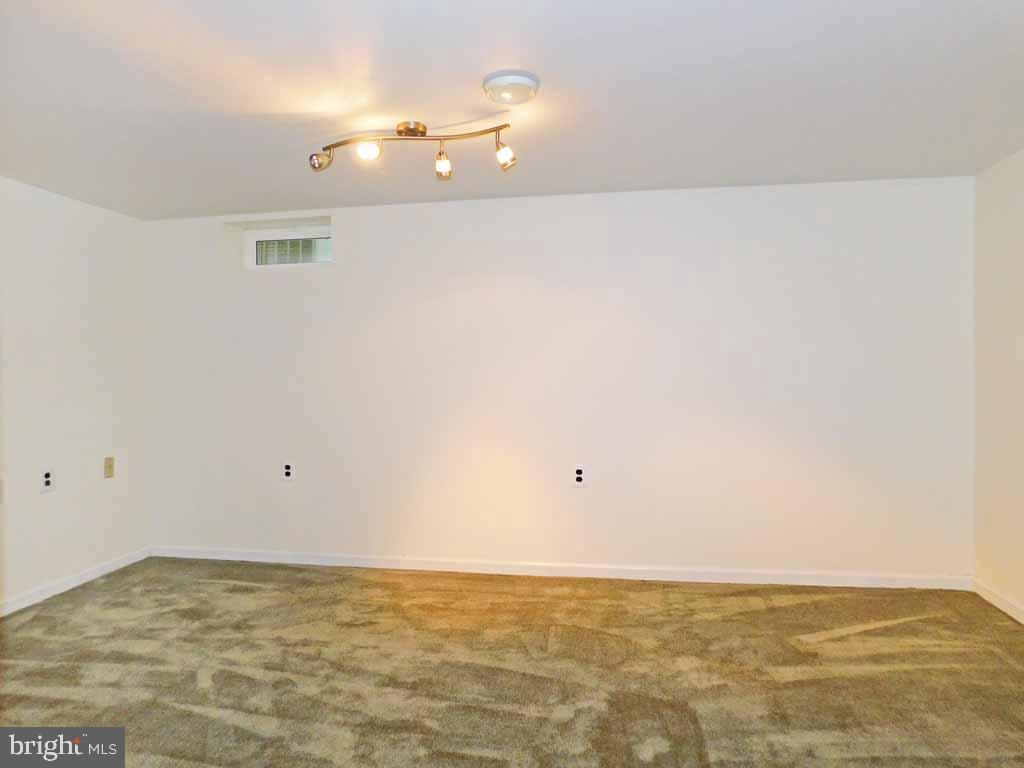 WYNNEWOOD - Residential