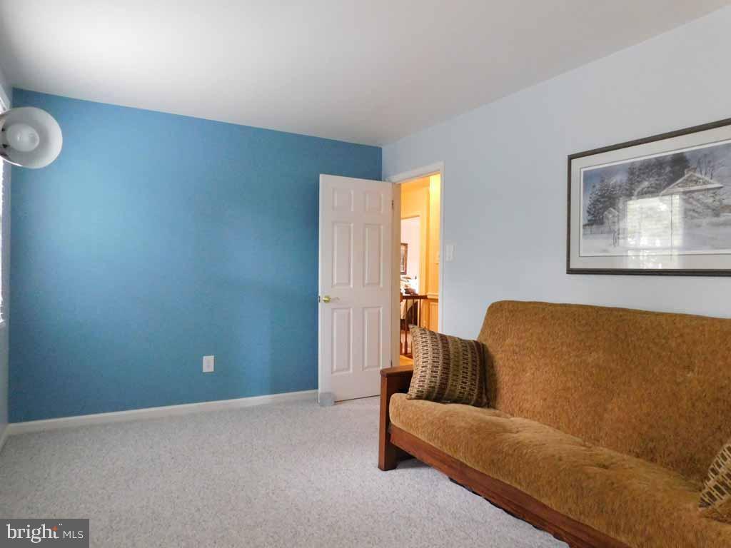 WYNNEWOOD - Residential