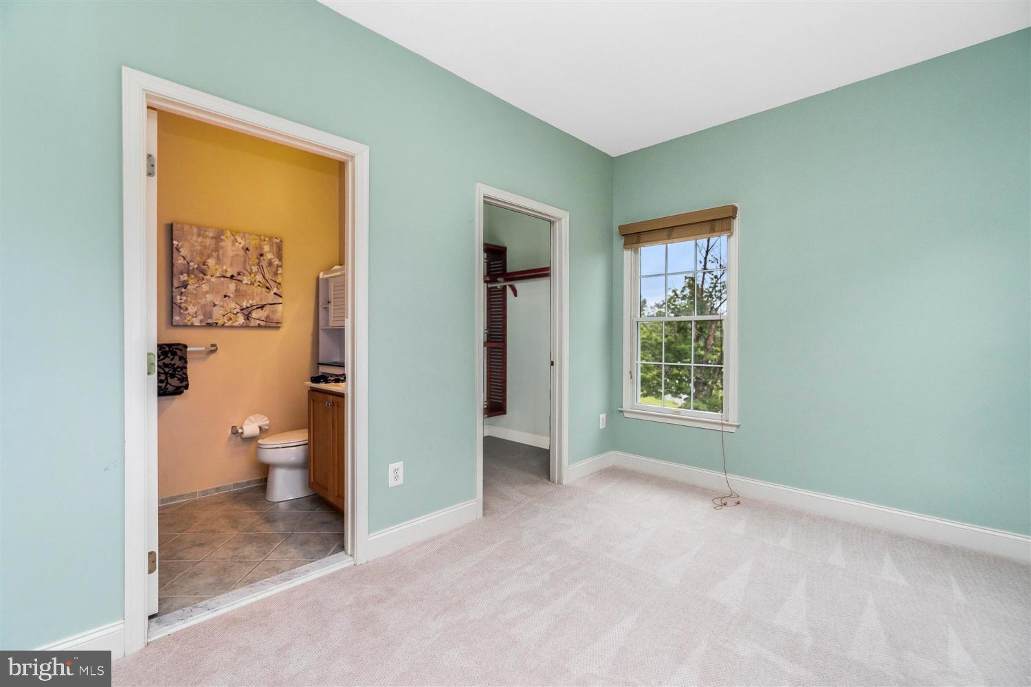 HUNT VALLEY CHASE - Residential