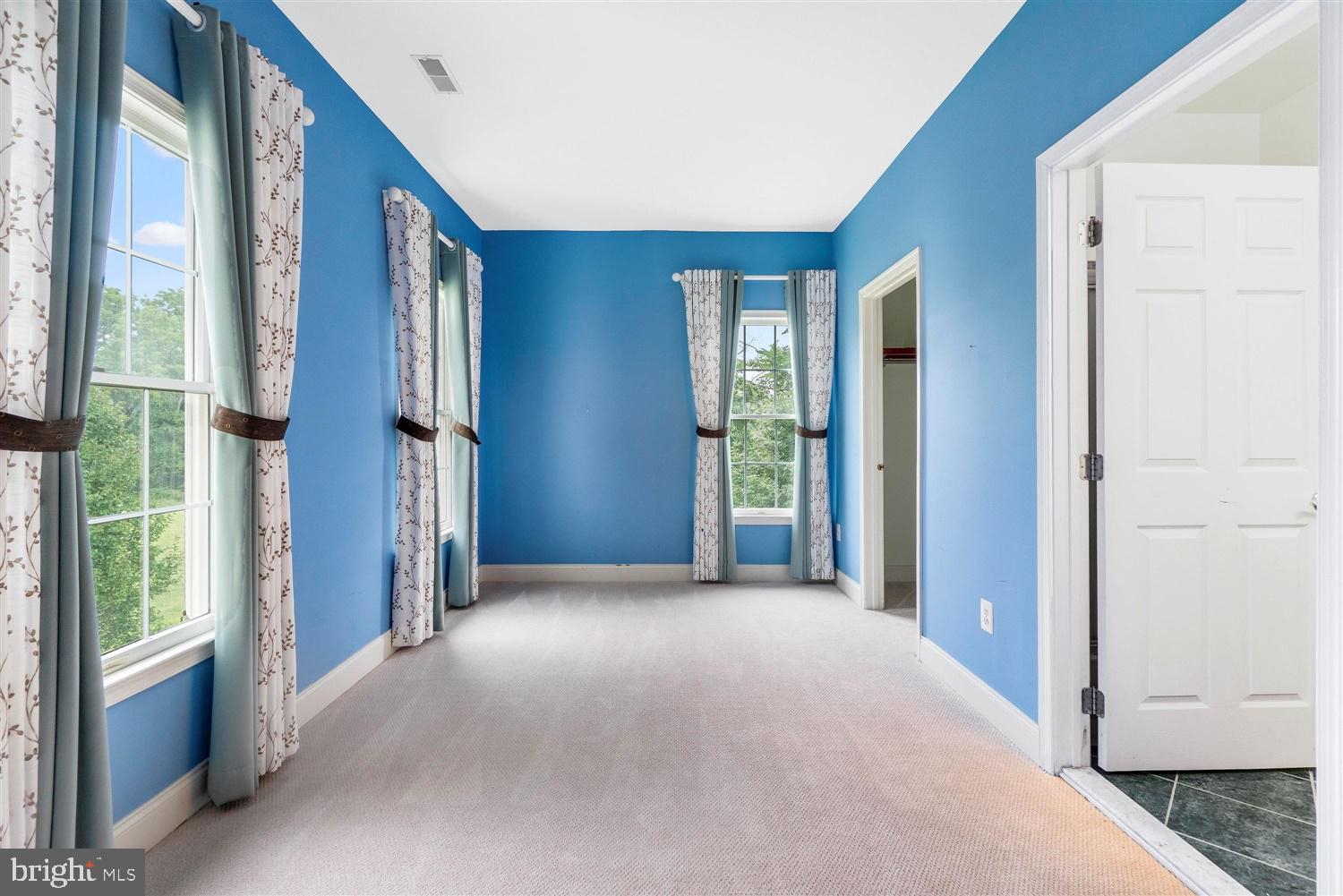 HUNT VALLEY CHASE - Residential