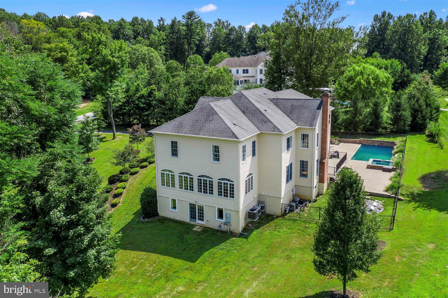 HUNT VALLEY CHASE - Residential