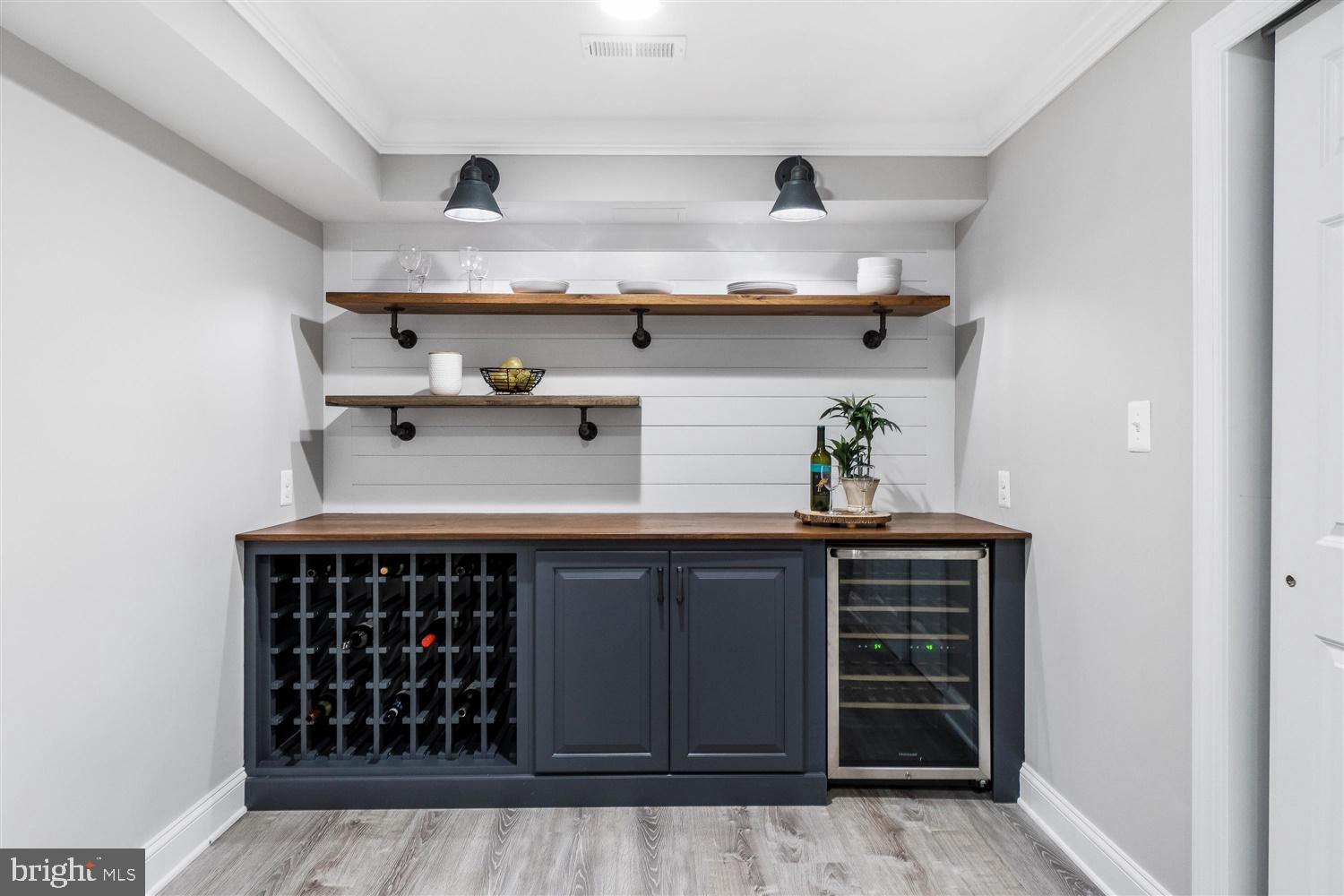 HUNT VALLEY CHASE - Residential