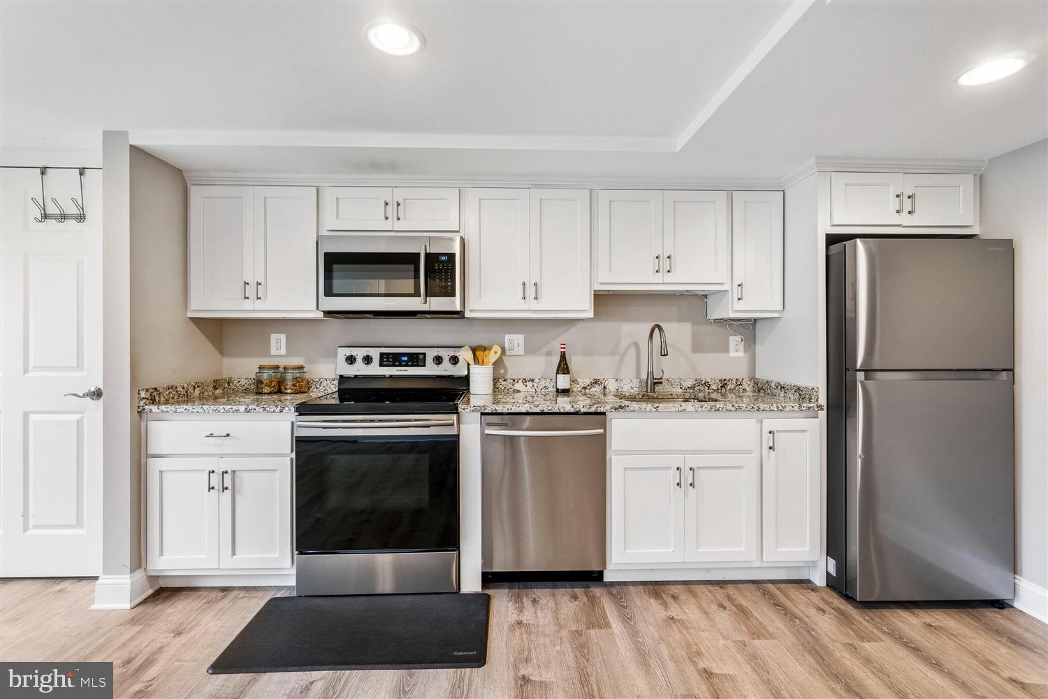 HUNT VALLEY CHASE - Residential