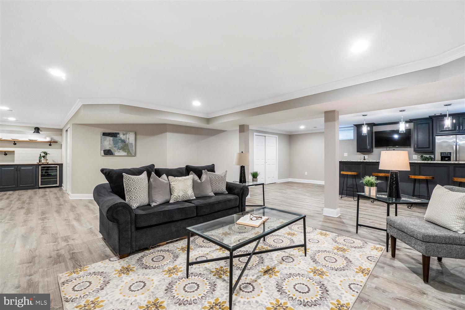 HUNT VALLEY CHASE - Residential