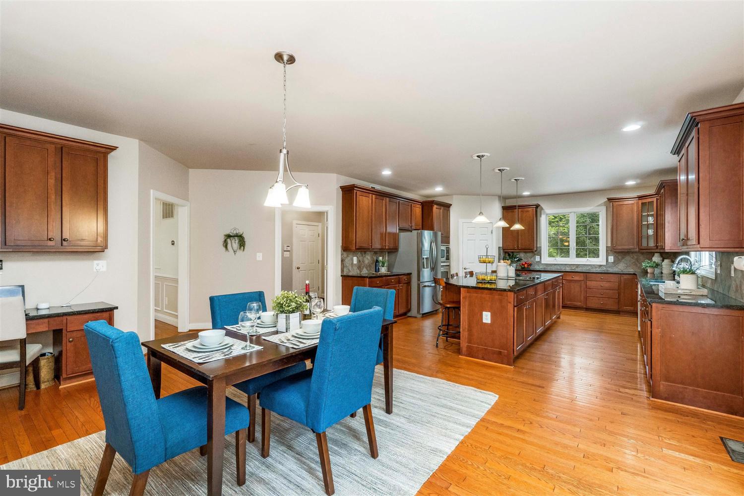 HUNT VALLEY CHASE - Residential