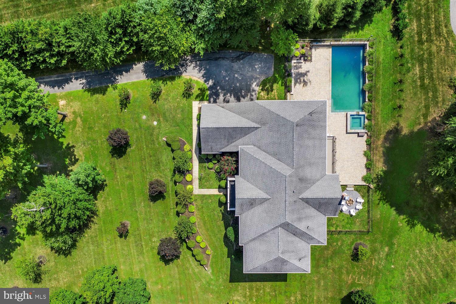 HUNT VALLEY CHASE - Residential