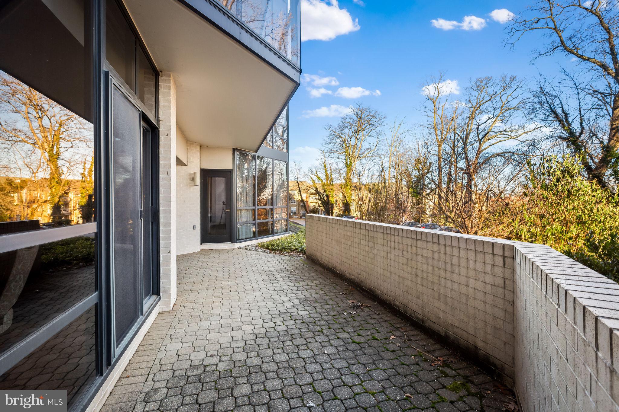 PAVILION IN THE PARK - Residential