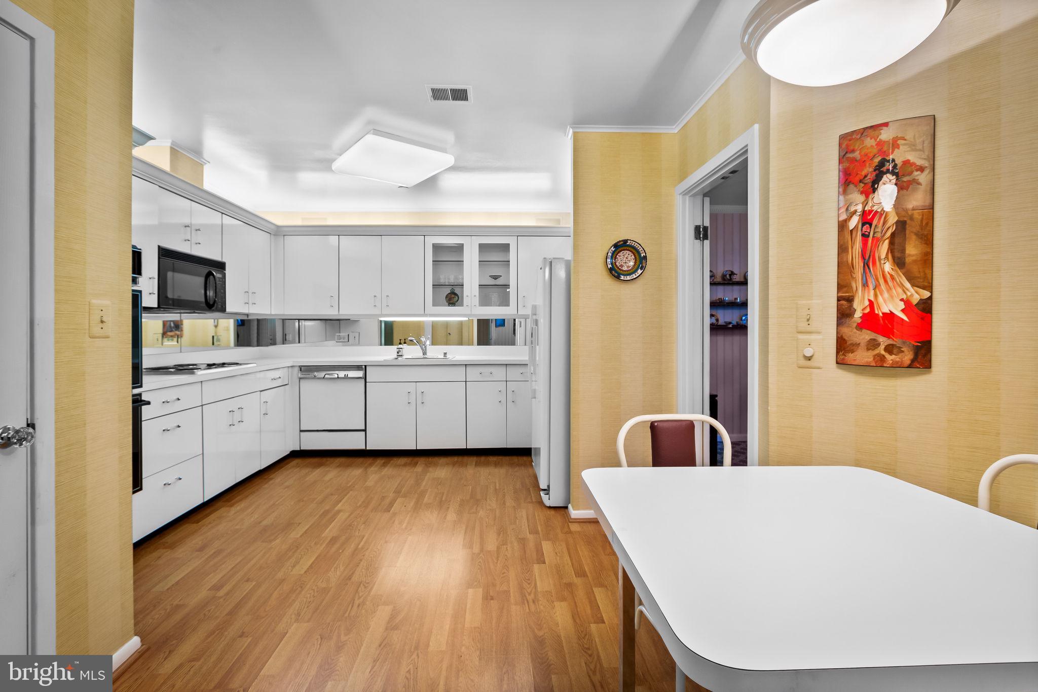 PAVILION IN THE PARK - Residential