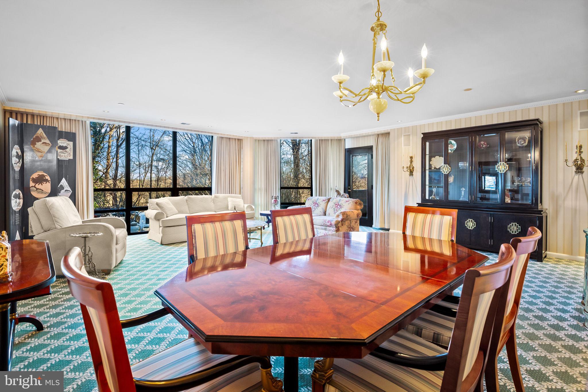 PAVILION IN THE PARK - Residential