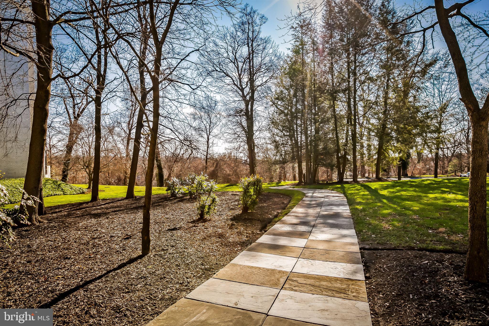 PAVILION IN THE PARK - Residential