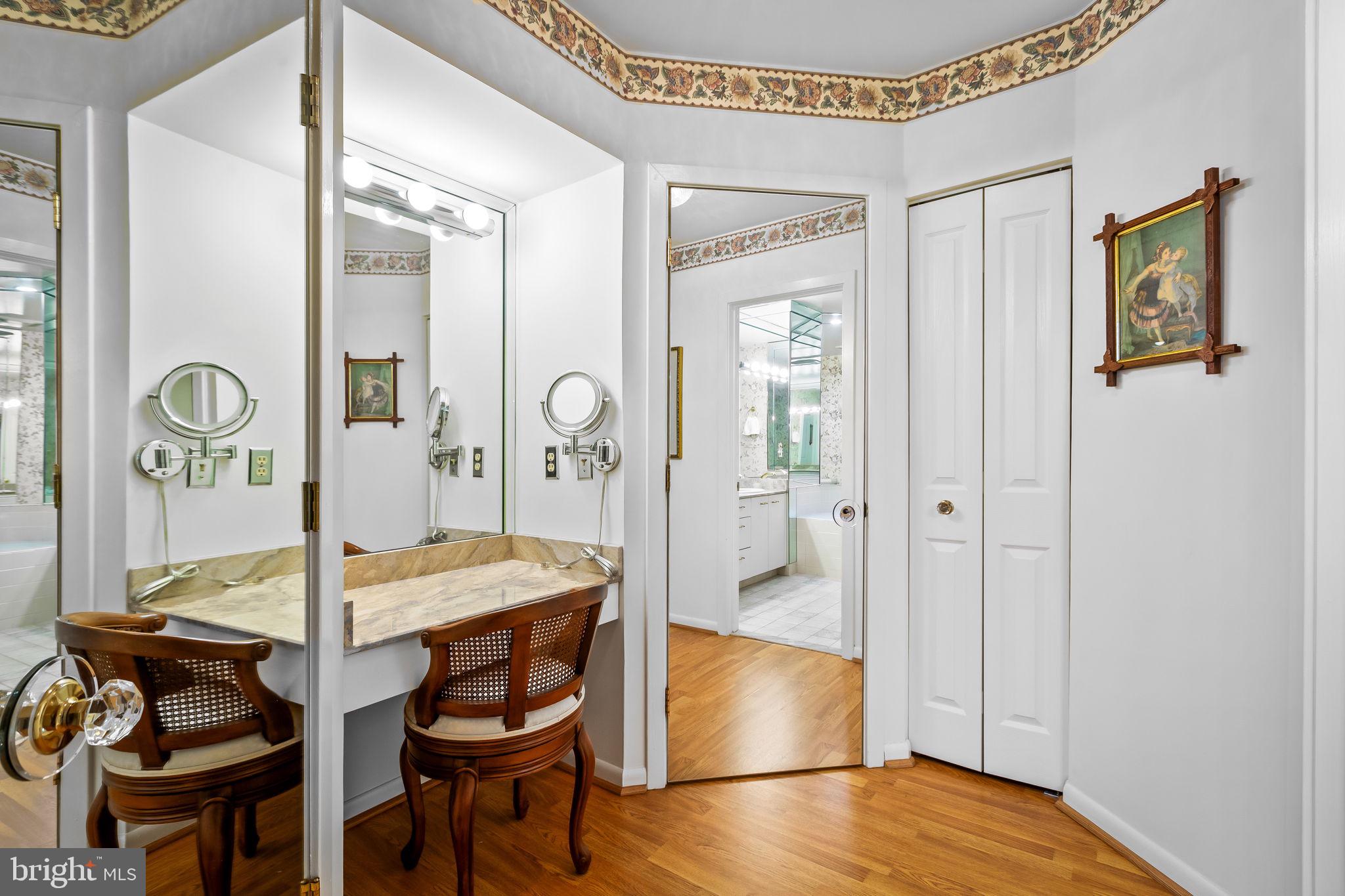 PAVILION IN THE PARK - Residential