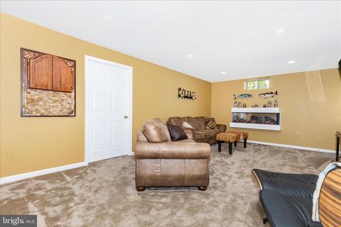 Tiny photo for 105 Crossing Pointe Court, FREDERICK, MD 21702 (MLS # MDFR2081460)