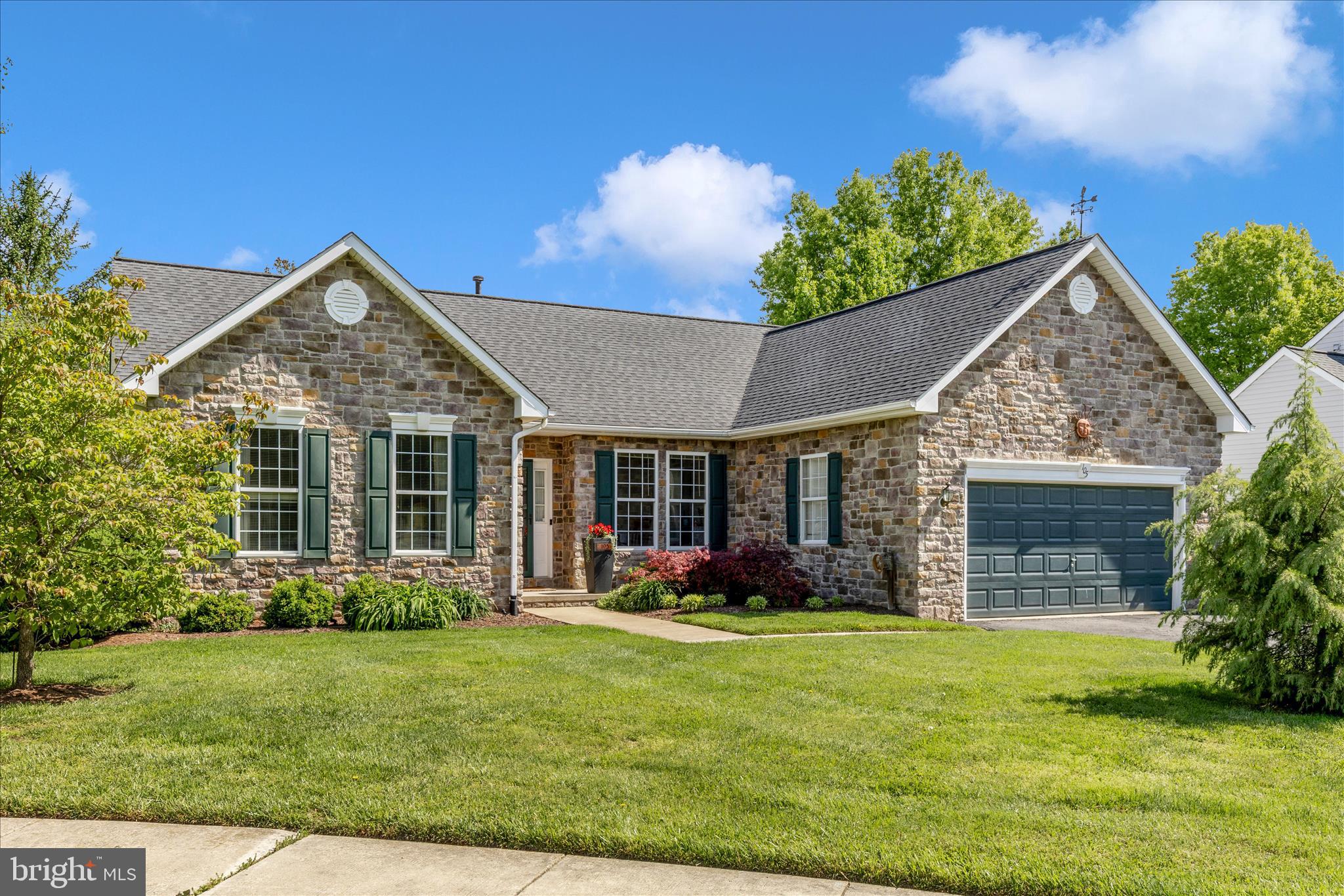NORTH CROSSING - Residential