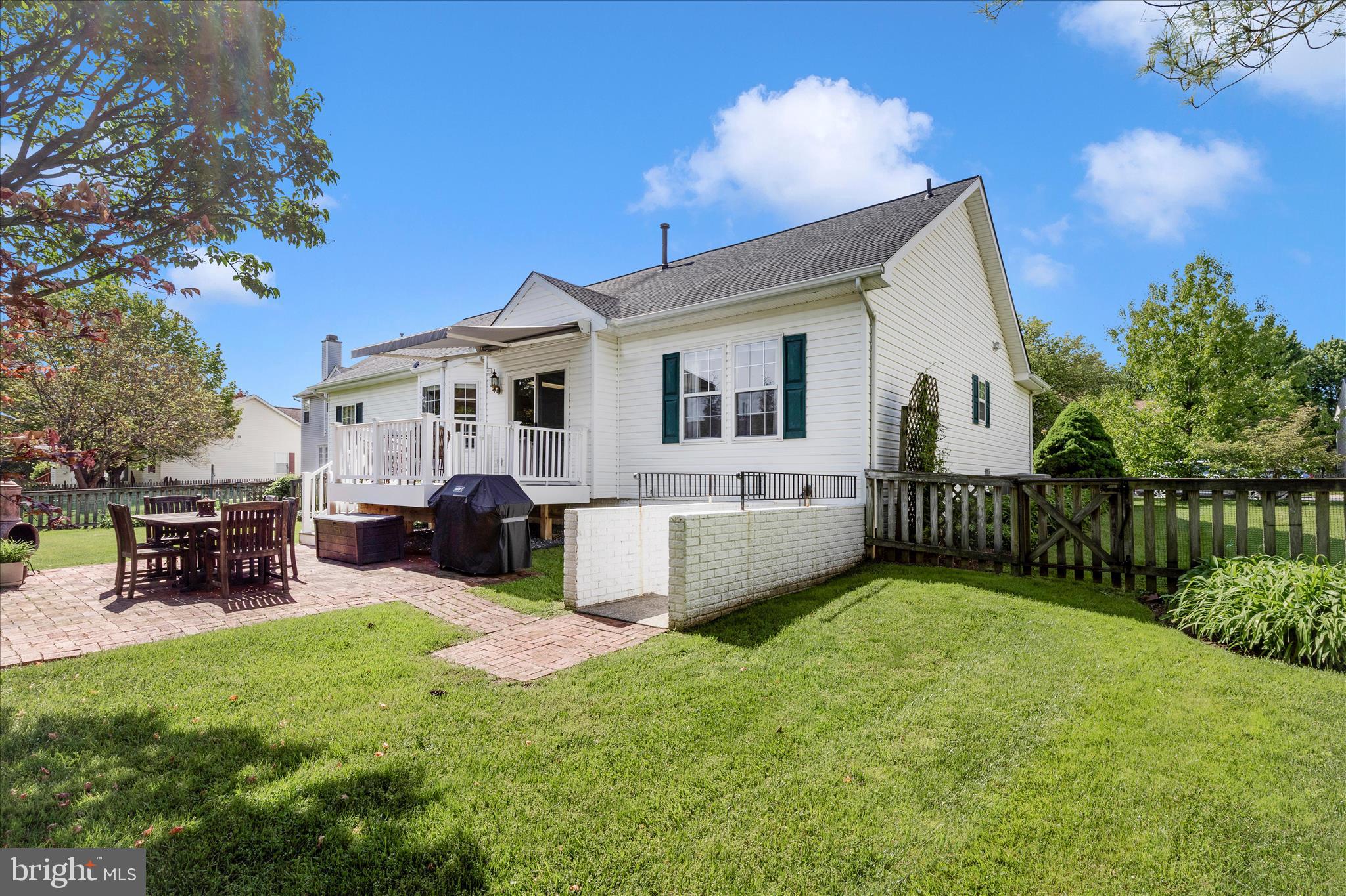 NORTH CROSSING - Residential