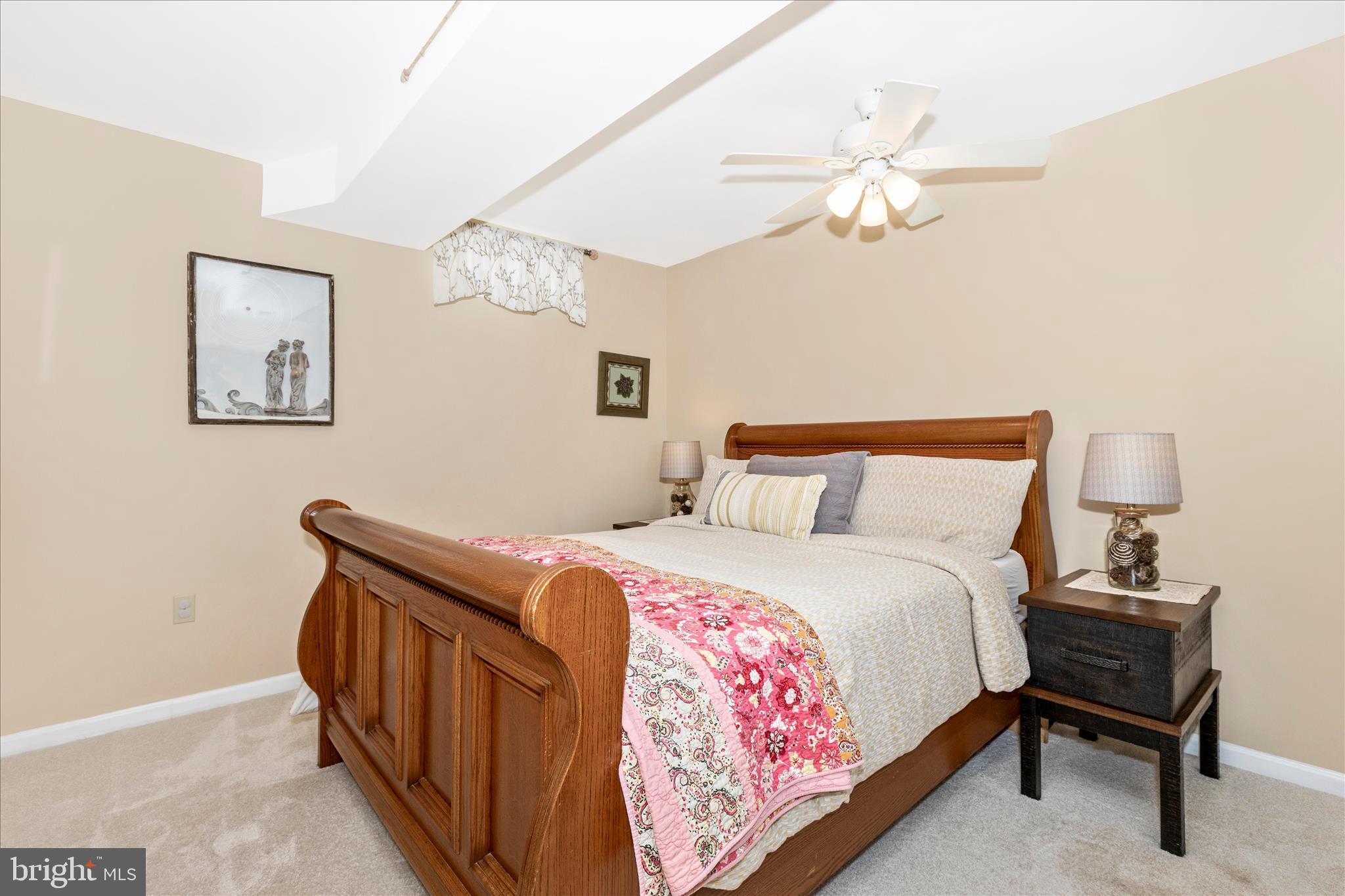NORTH CROSSING - Residential