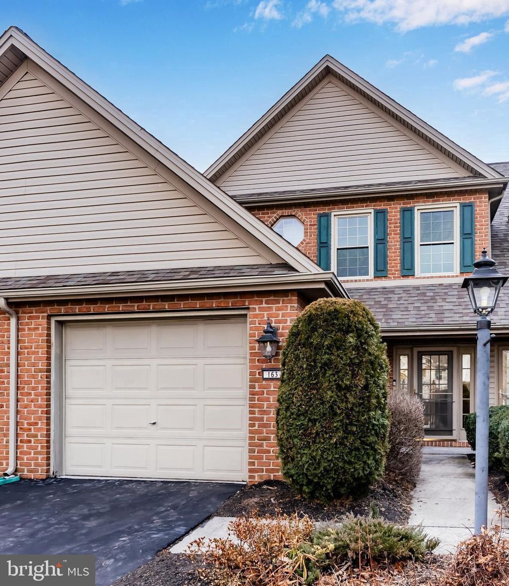 Photo of 163 Lee Ann Court, ENOLA, PA 17025 (MLS # PACB2049516)