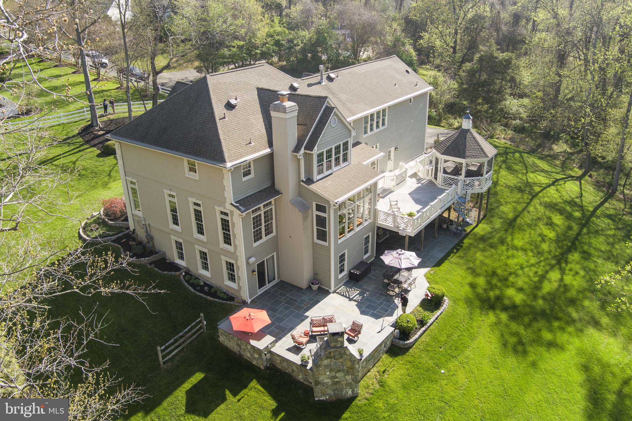 HUNTERS STATION - Residential