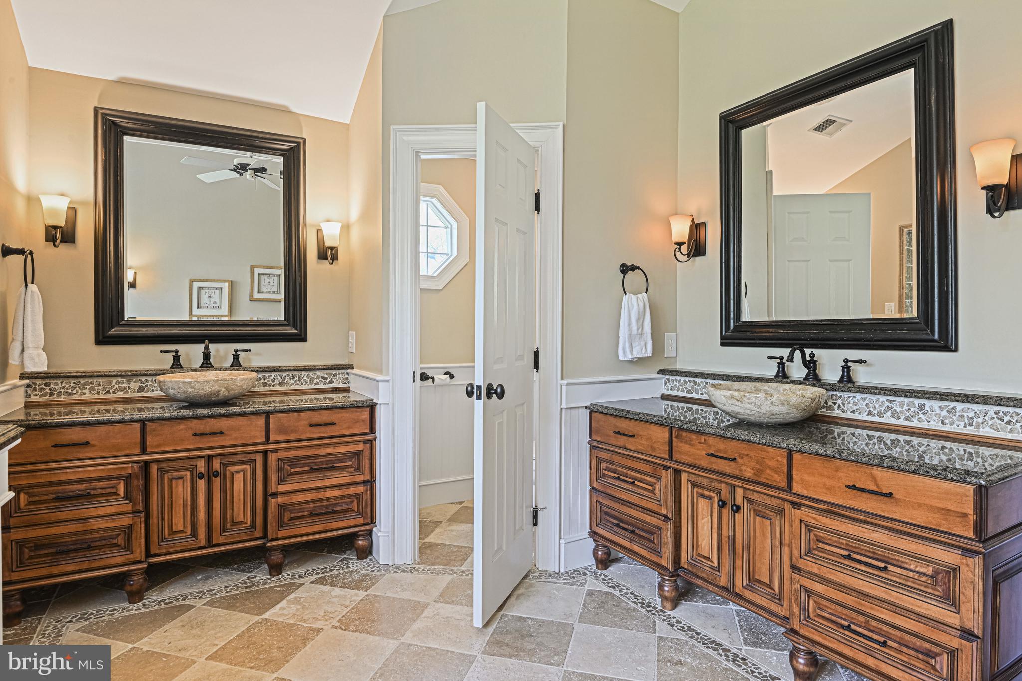 HUNTERS STATION - Residential